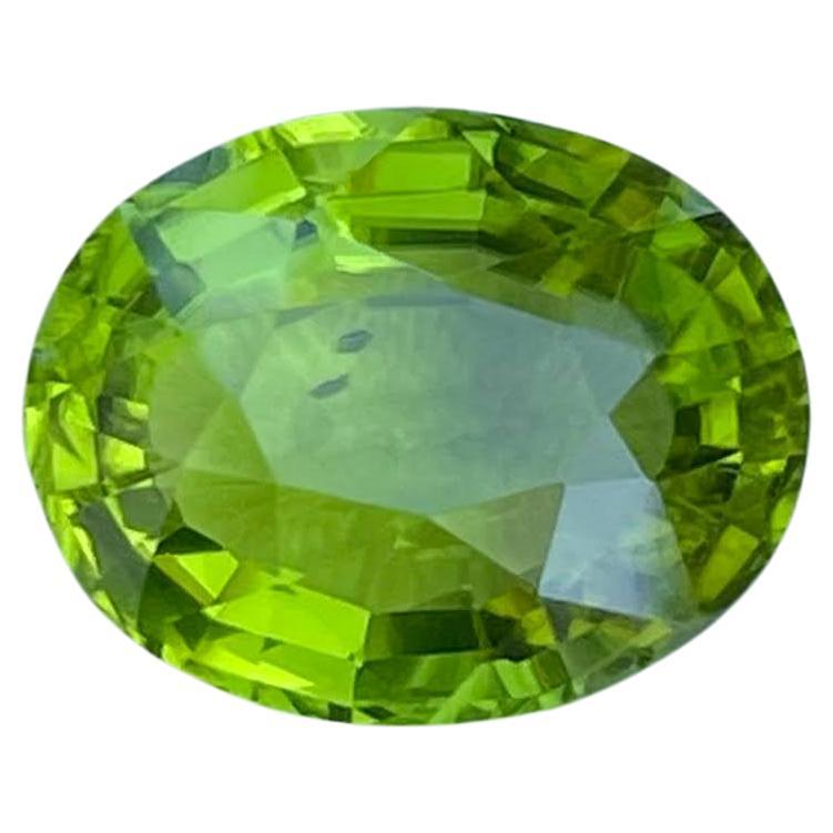 4.55 carats Green Loose Peridot Stone Fancy Oval Cut Natural Pakistani Gemstone