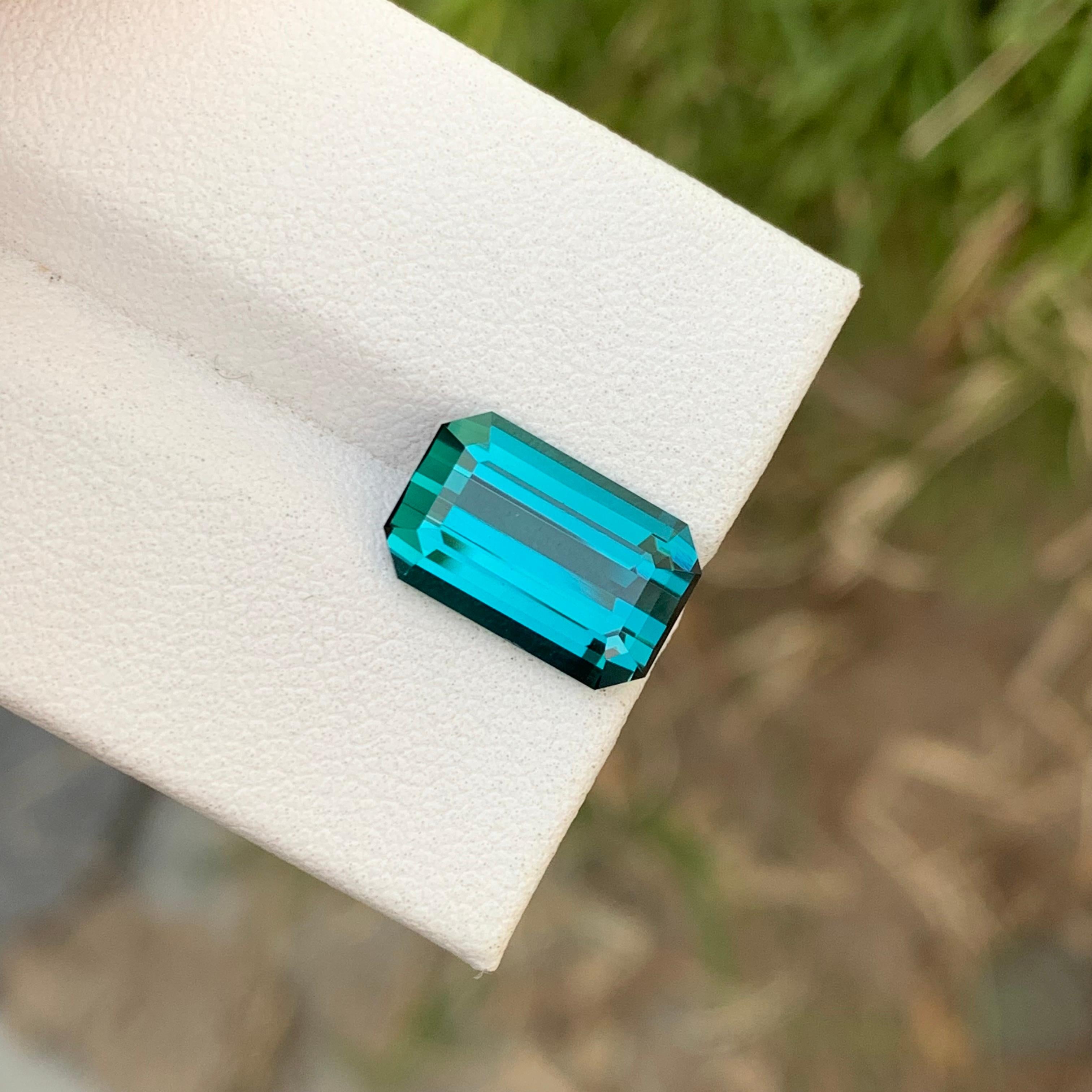 4.55 Carats Natural Loose Electric Blue Indicolite Tourmaline Gem For Sale 6