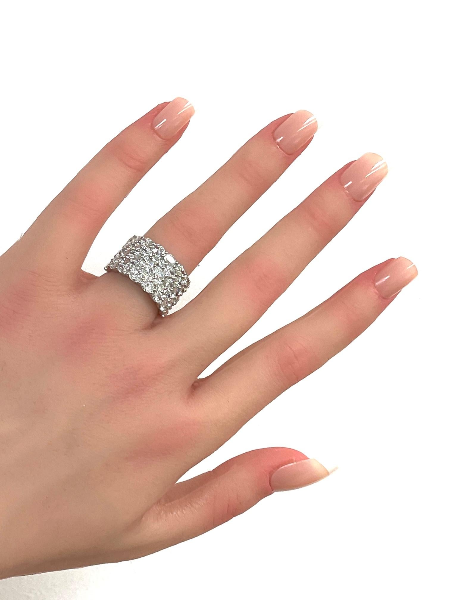 4.48 CT. Oval Cut Diamond Five Row Ring in Platinum For Sale 1