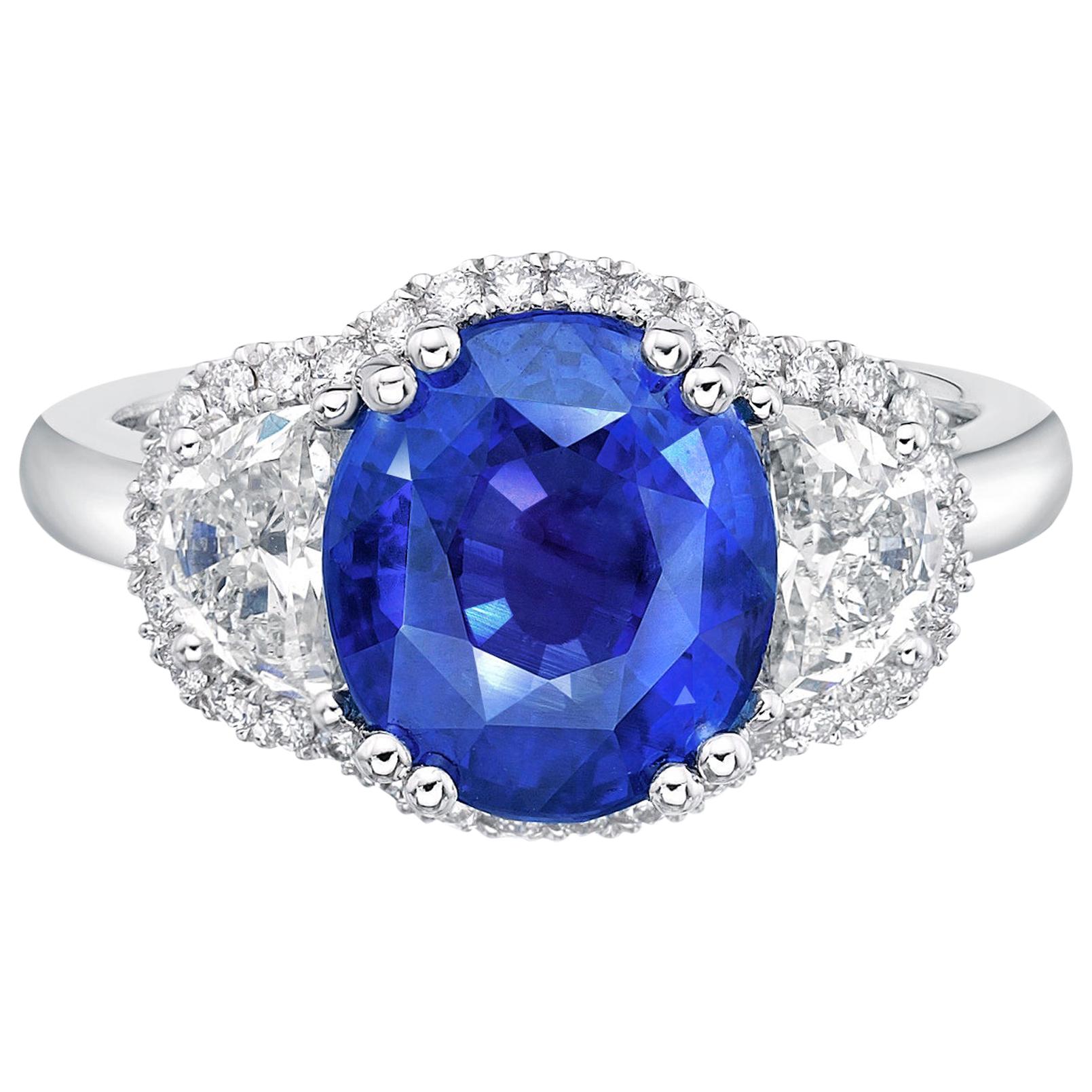 4.55 ct Unheated Vivid Royal Blue Sapphire Oval GRS Certified Ceylon Ring For Sale