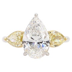 4,55ct. Bague de fiançailles fantaisie en forme de poire avec diamant jaune et incolore, rapport GIA