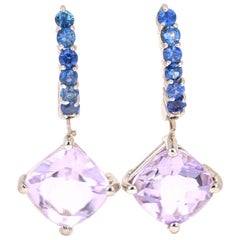 Boucles d'oreilles en goutte en or blanc 14 carats avec améthyste et saphir de 4,56 carats