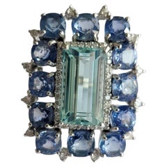 4.56 Carats Aquamarine, 8.27 Carats Blue Sapphires and Diamonds Cocktail Ring