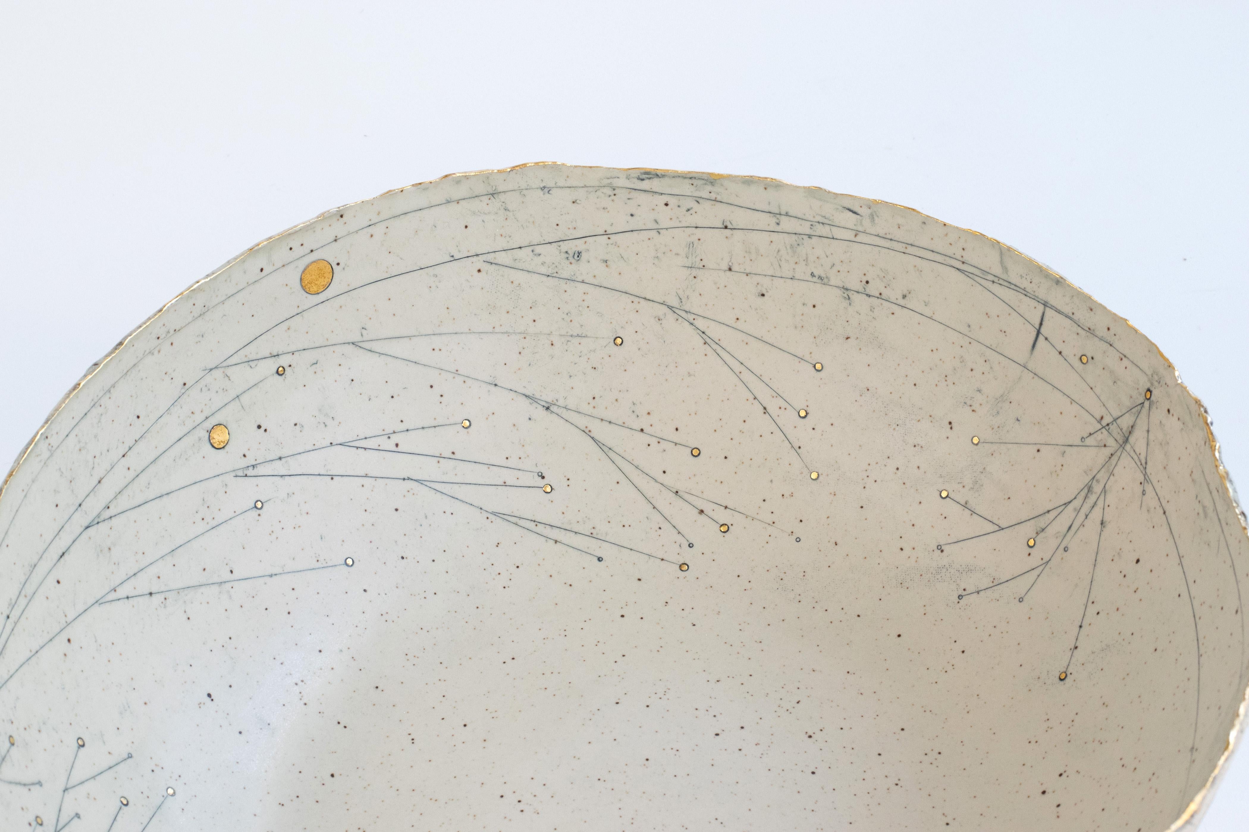 Modern 456-G Golden Promise Stoneware Big Bowl with 22kt Gold Detail by Helen Prior For Sale