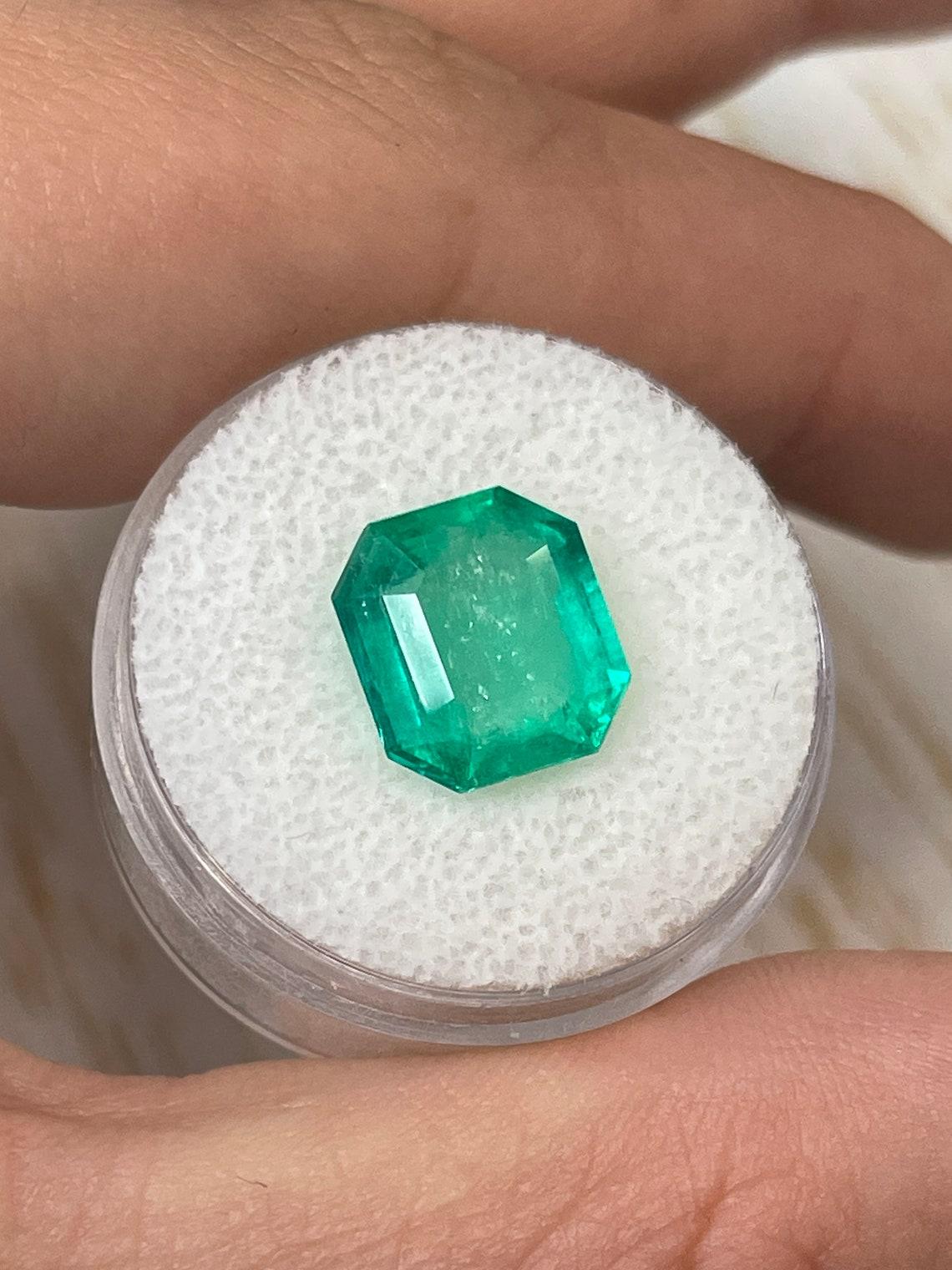 4,56 ct Esmeralda Verde Muzo Colombiana 11x10mm Talla Esmeralda Genuina Nacimiento Mayo Moderno en venta