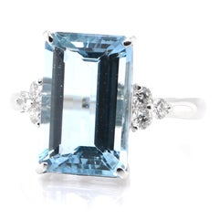 4.57 Carat Natural Aquamarine and Diamond Cocktail Ring Set in Platinum