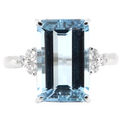 Antique 4.57 Carat Natural Aquamarine and Diamond Cocktail Ring Set in Platinum