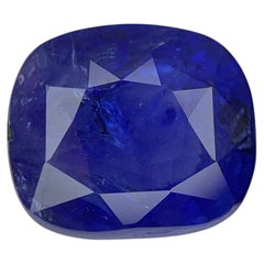 Saphir bleu royal naturel certifié de 4,57 carats, taille « coussin », provenant du Sri Lanka