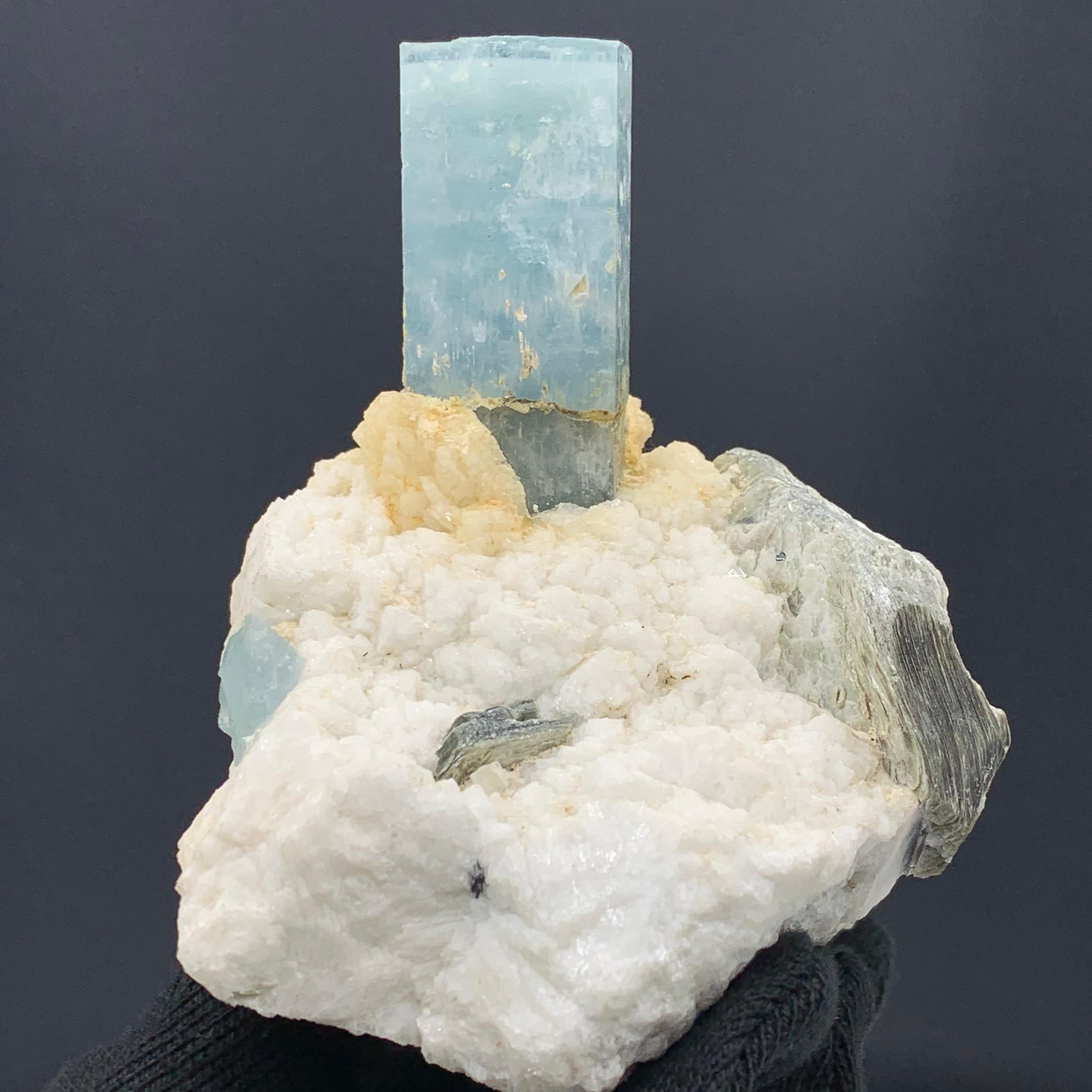 Other 457.93 Gram Gorgeous Elongated Aquamarine Specimen From Afghanistan  For Sale