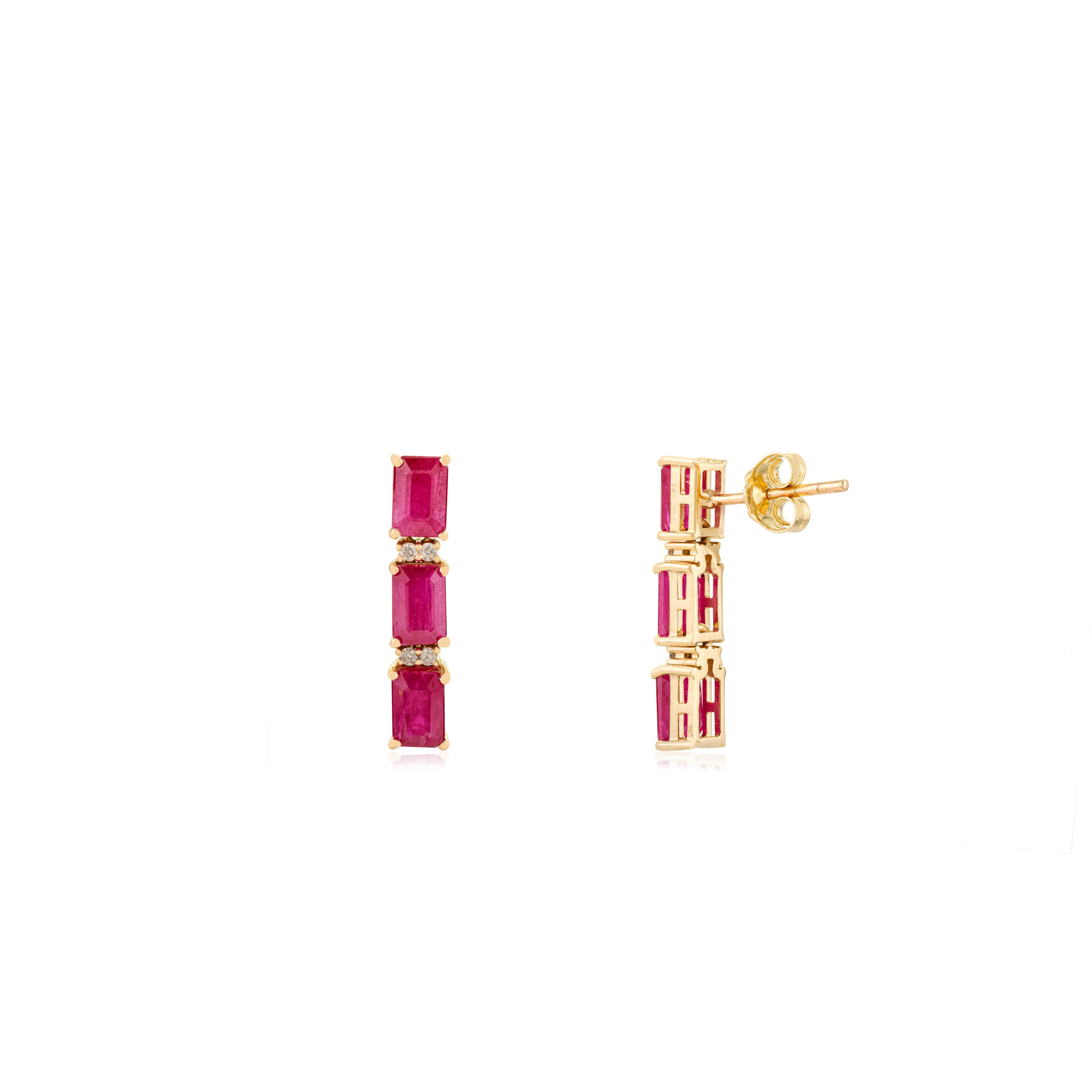 Modern 4.57Ct 14k Yellow Gold Natural Emerald Cut Ruby & Diamond Drop Earrings for Wife For Sale
