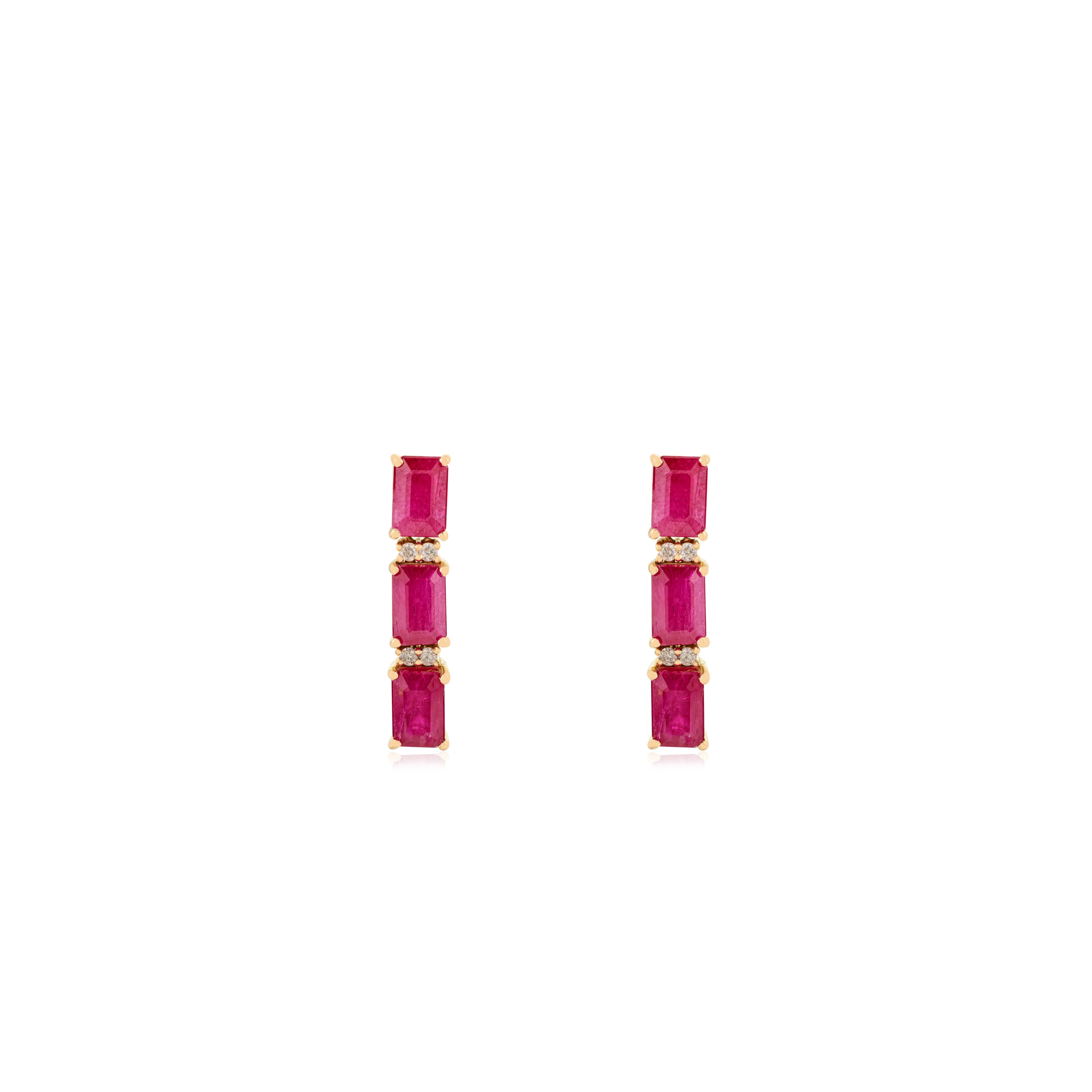 4.57Ct 14k Yellow Gold Natural Emerald Cut Ruby & Diamond Drop Earrings for Wife For Sale 1