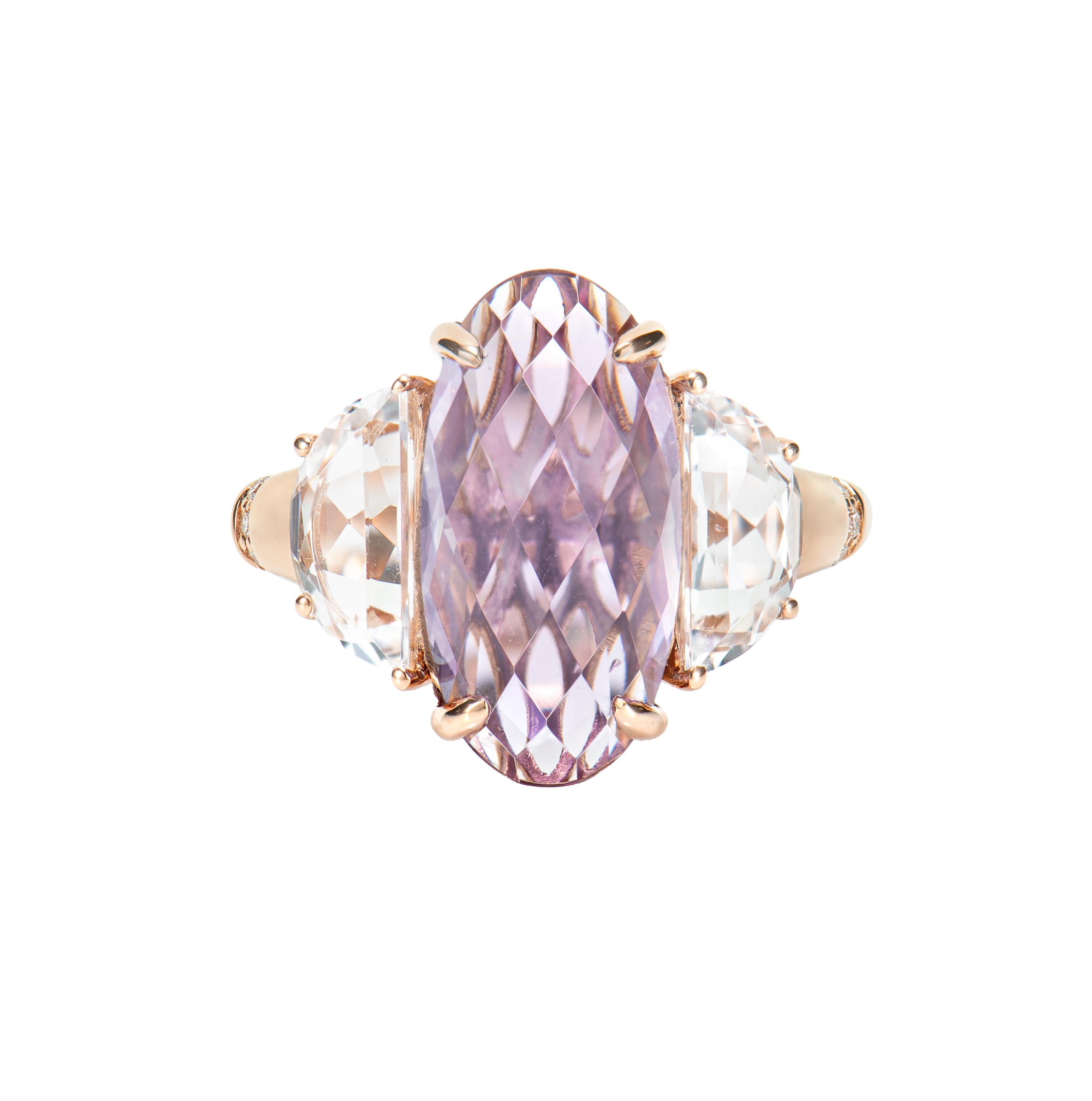 Contemporaneo Sunita Nahata Ametista 4.58ct. Anello antico in 18KRG con topazio e diamanti in vendita