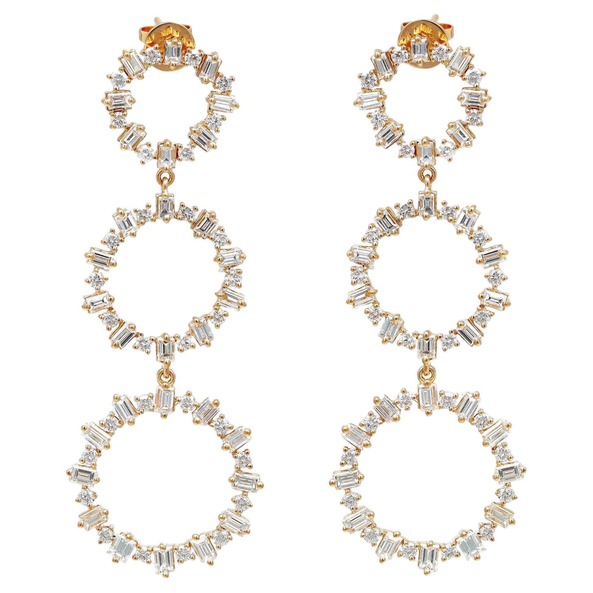 4.58 Carat Baguette Cut Diamond Circle Drop Earrings in 18K Yellow Gold For Sale