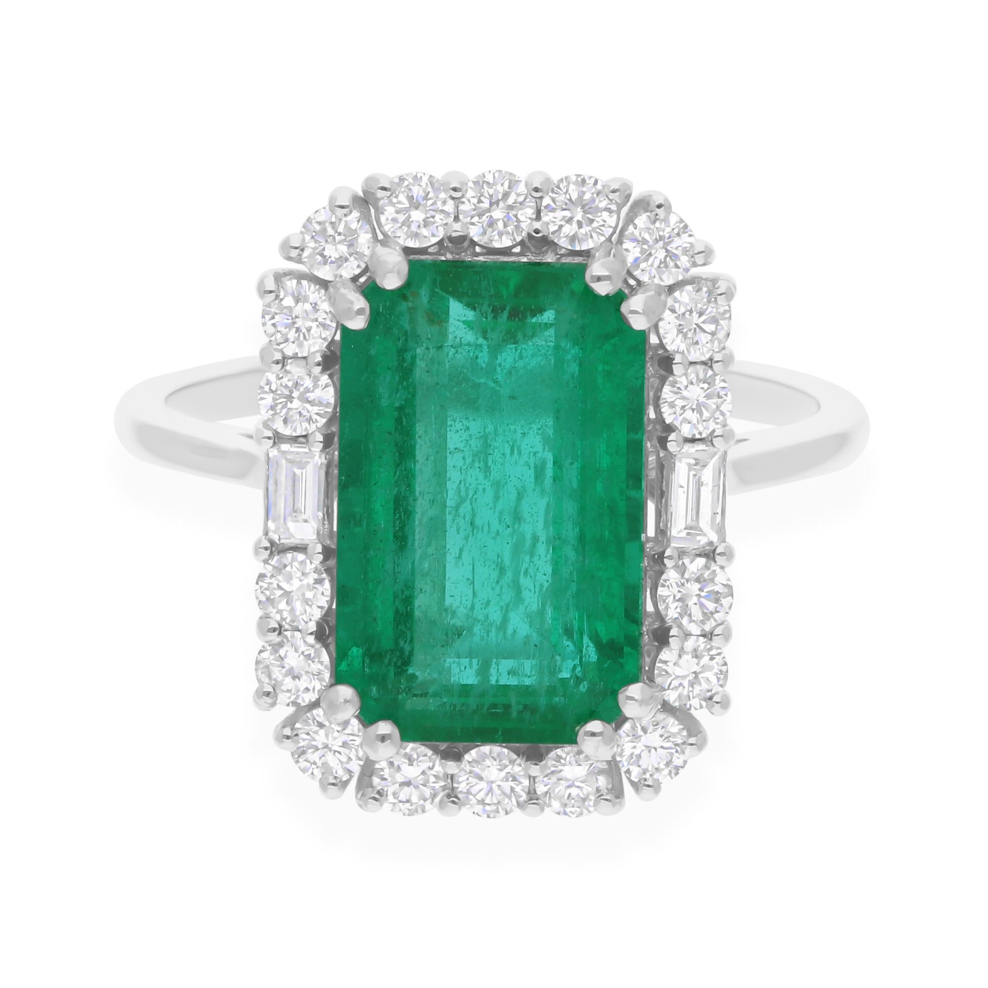 Im Angebot: 4,58 Karat sambischer Smaragd Geburtsstein Diamant Halo 14k Weißgold Cocktail Ring () 6