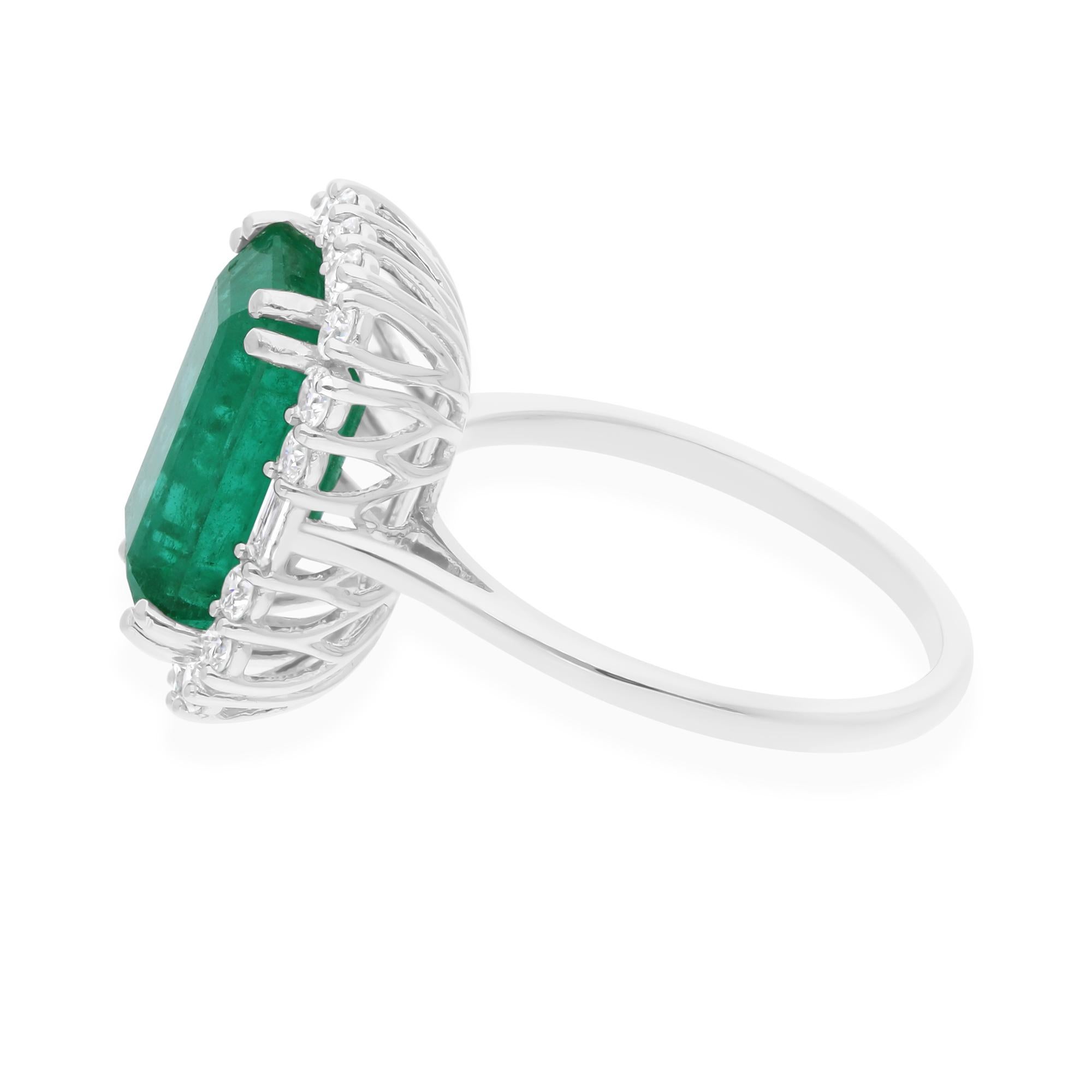 Im Angebot: 4,58 Karat sambischer Smaragd Geburtsstein Diamant Halo 14k Weißgold Cocktail Ring () 7