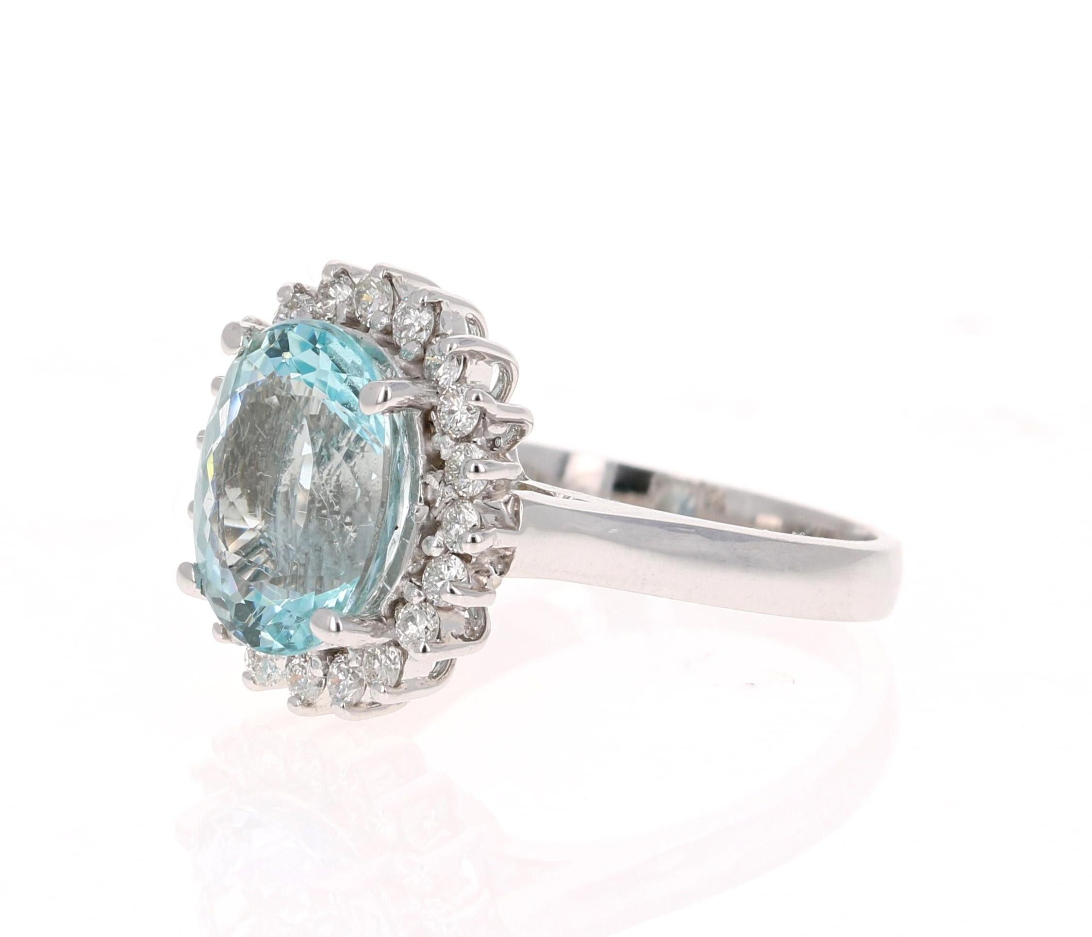 Contemporary 4.59 Carat Aquamarine Diamond 14 Karat White Gold Ring