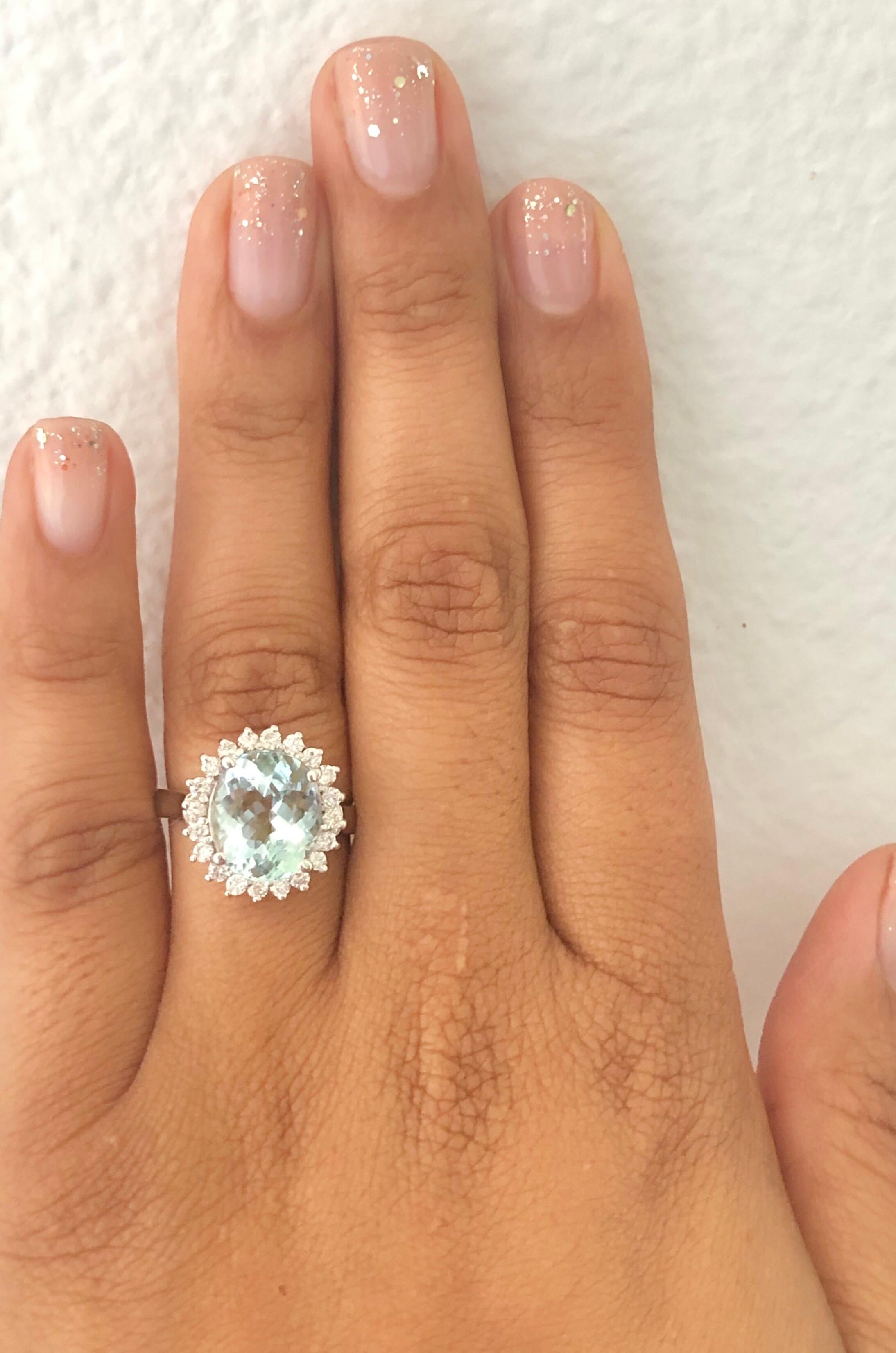 4.59 Carat Aquamarine Diamond 14 Karat White Gold Ring In New Condition In Los Angeles, CA