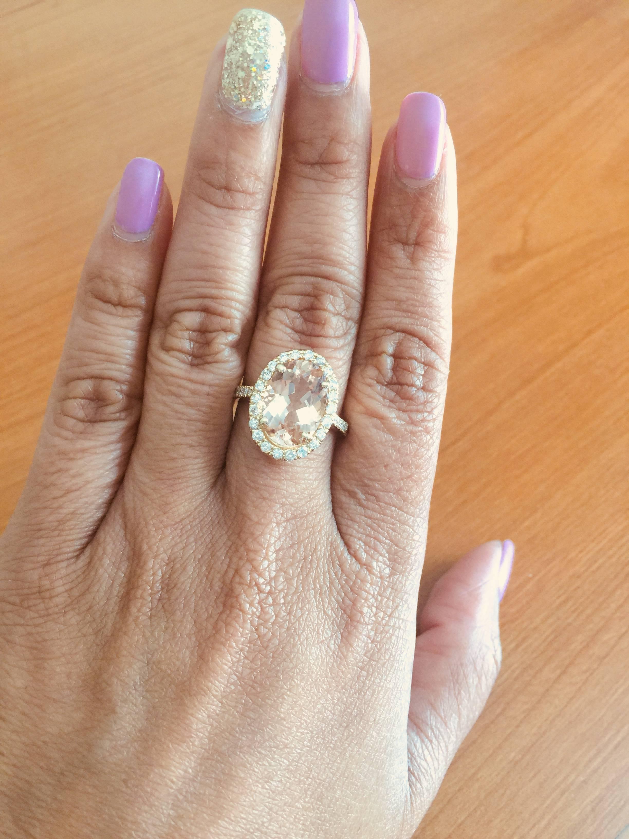 4.59 Carat Morganite Diamond 14 Karat Yellow Gold Engagement Ring In New Condition In Los Angeles, CA
