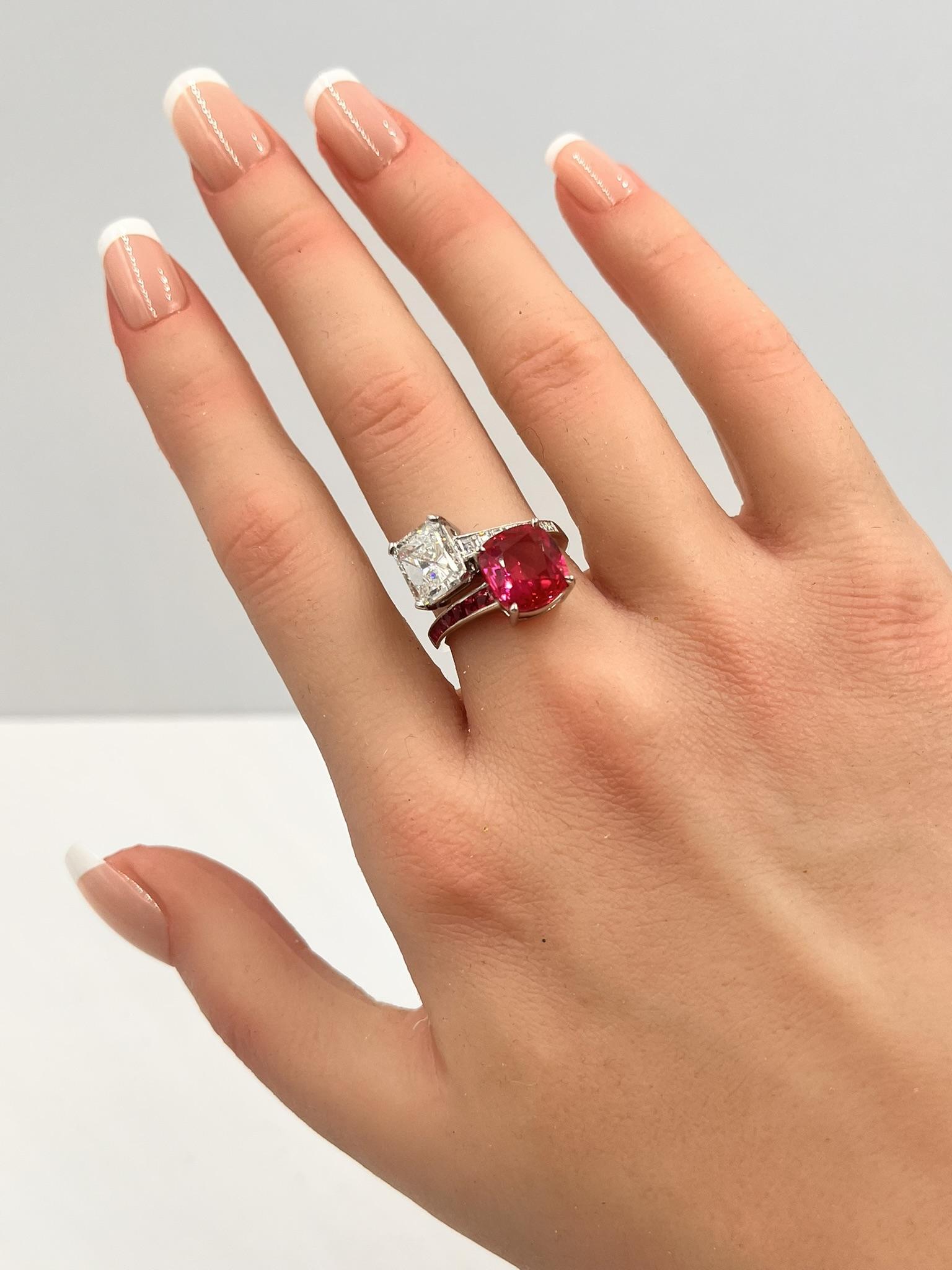 4.59 Carat Pink Sapphire Ruby and 2.1 Carat Diamond Platinum Ring en venta 9