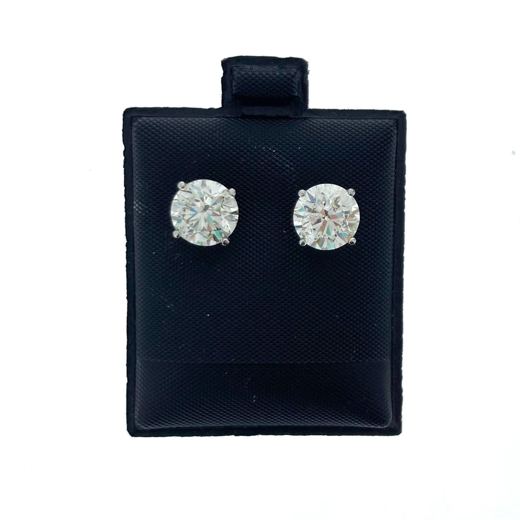 Clous d'oreilles en or blanc 14 carats avec diamants ronds certifiés EGL d'un poids total de 4,59 carats Pour femmes en vente
