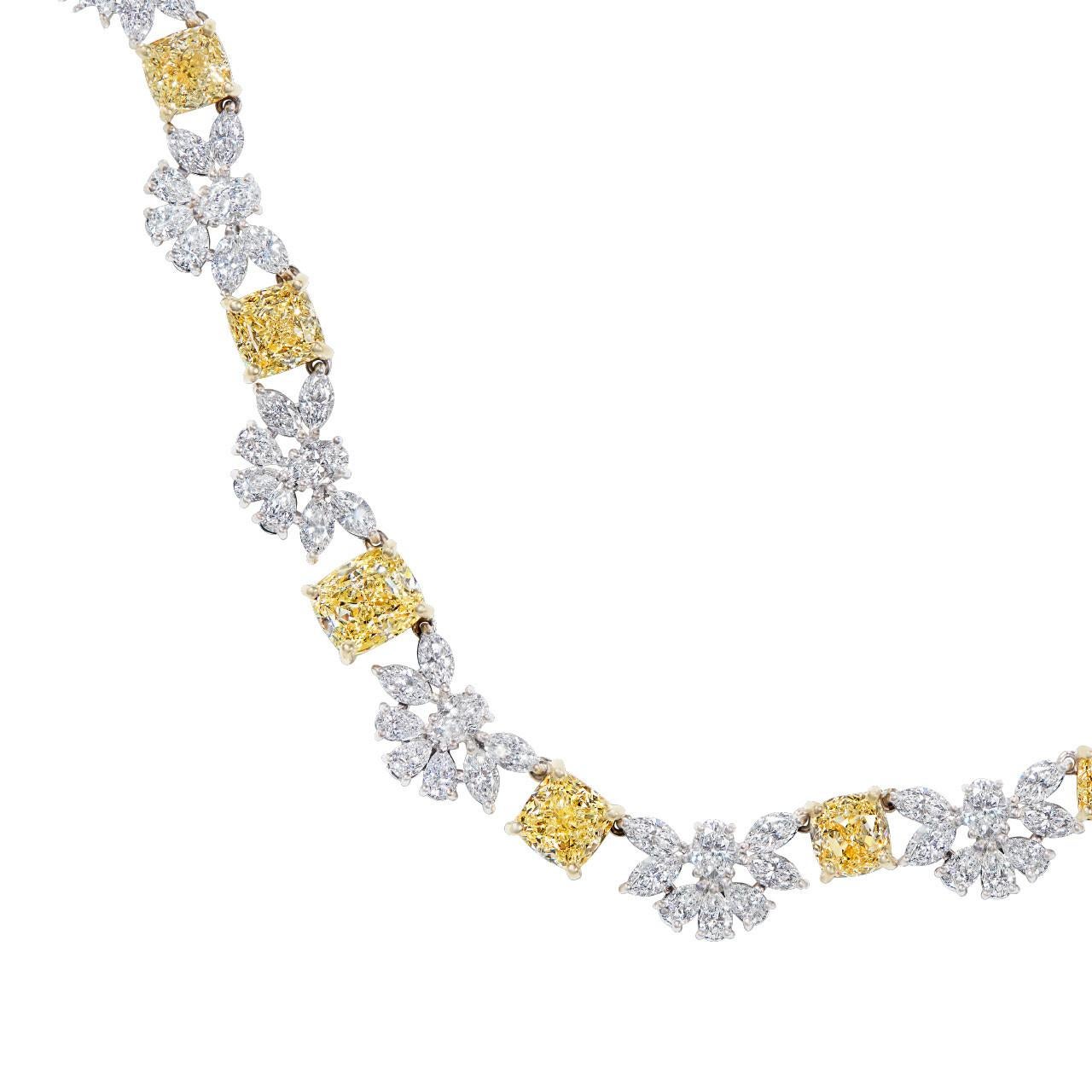 45.98ctw GIA Certified Cushion Cut Yellow & White Diamond Necklace in 18KT Gold In New Condition For Sale In New York, NY