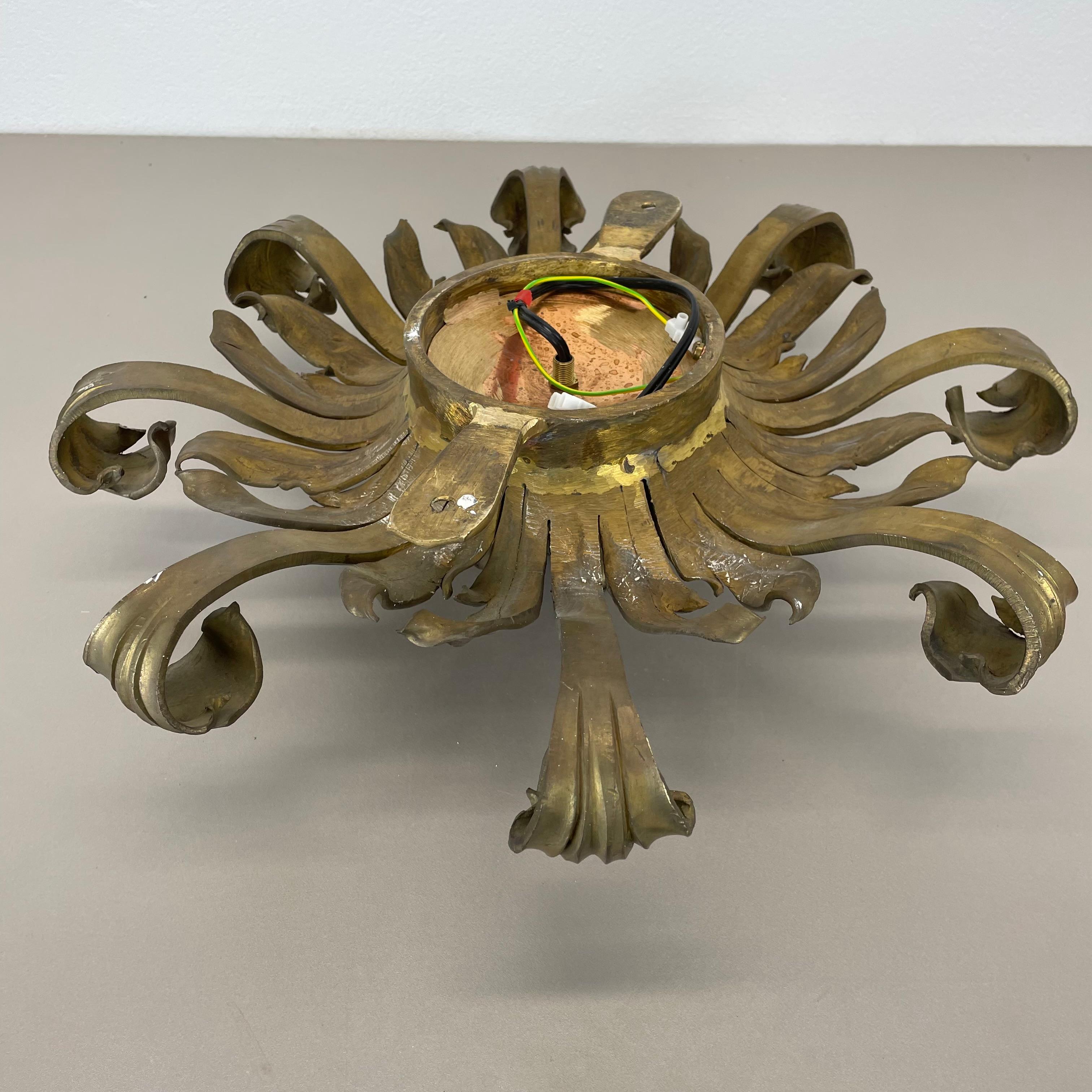 45cm handmade Brass Stilnovo Style Floral Theatre Wall Ceiling Light, Italy 1970 For Sale 11