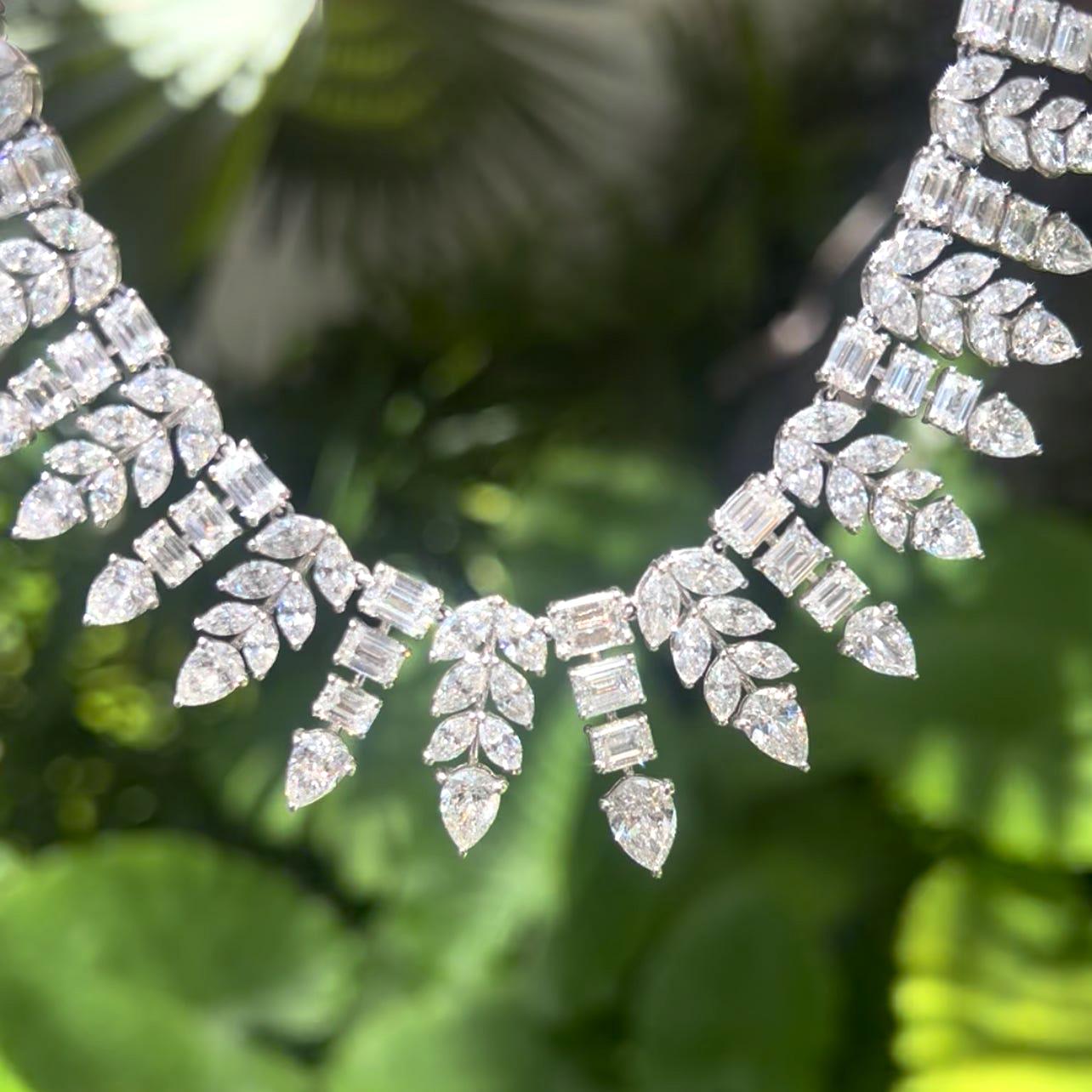 Taille émeraude Collier à franges en diamants de 45 ct de taille mixte en vente