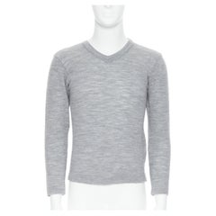 45R Pullover mit langen Ärmeln aus 100 % grauer Wolle mit V-Ausschnitt Gr. 3 M