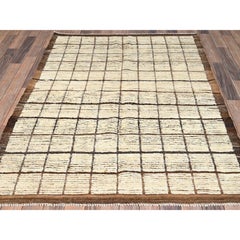 4'5"x5'9" Ivory Hand Knotted Wool Moroccan Weave with Grid Design Oriental Rug