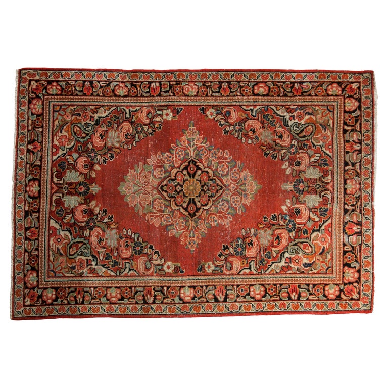 Vintage Arak Rug For Sale at 1stDibs