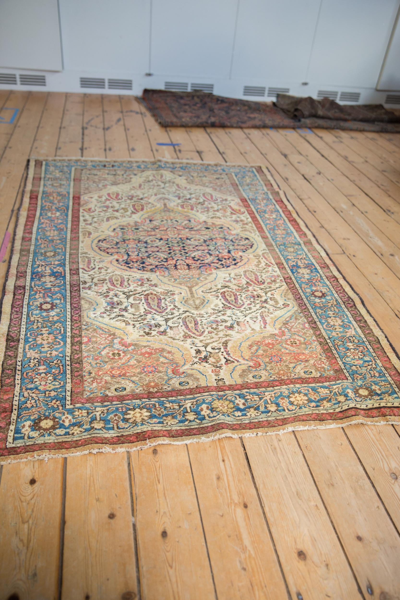 Inizio XX secolo Tappeto Vintage Fine Distressed Malayer in vendita