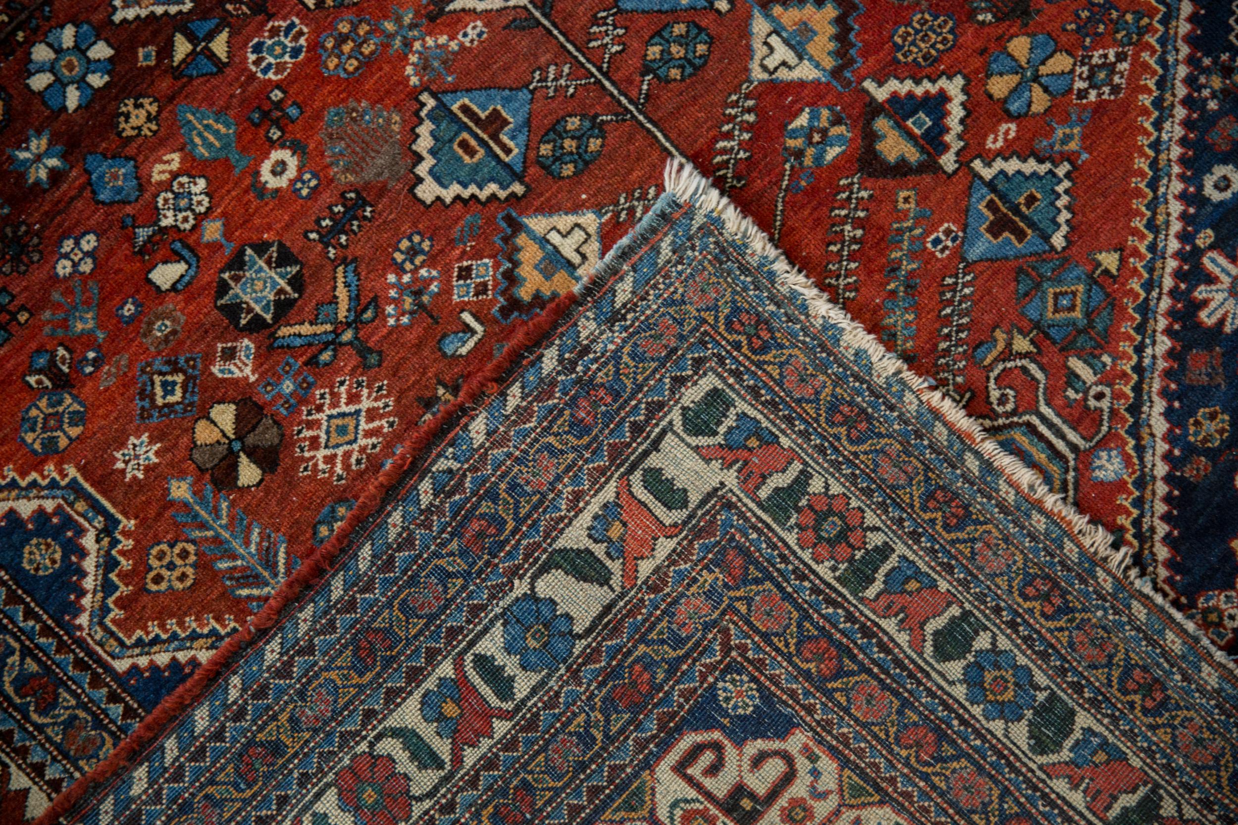 Feiner Vintage Abadeh-Teppich im Angebot 3
