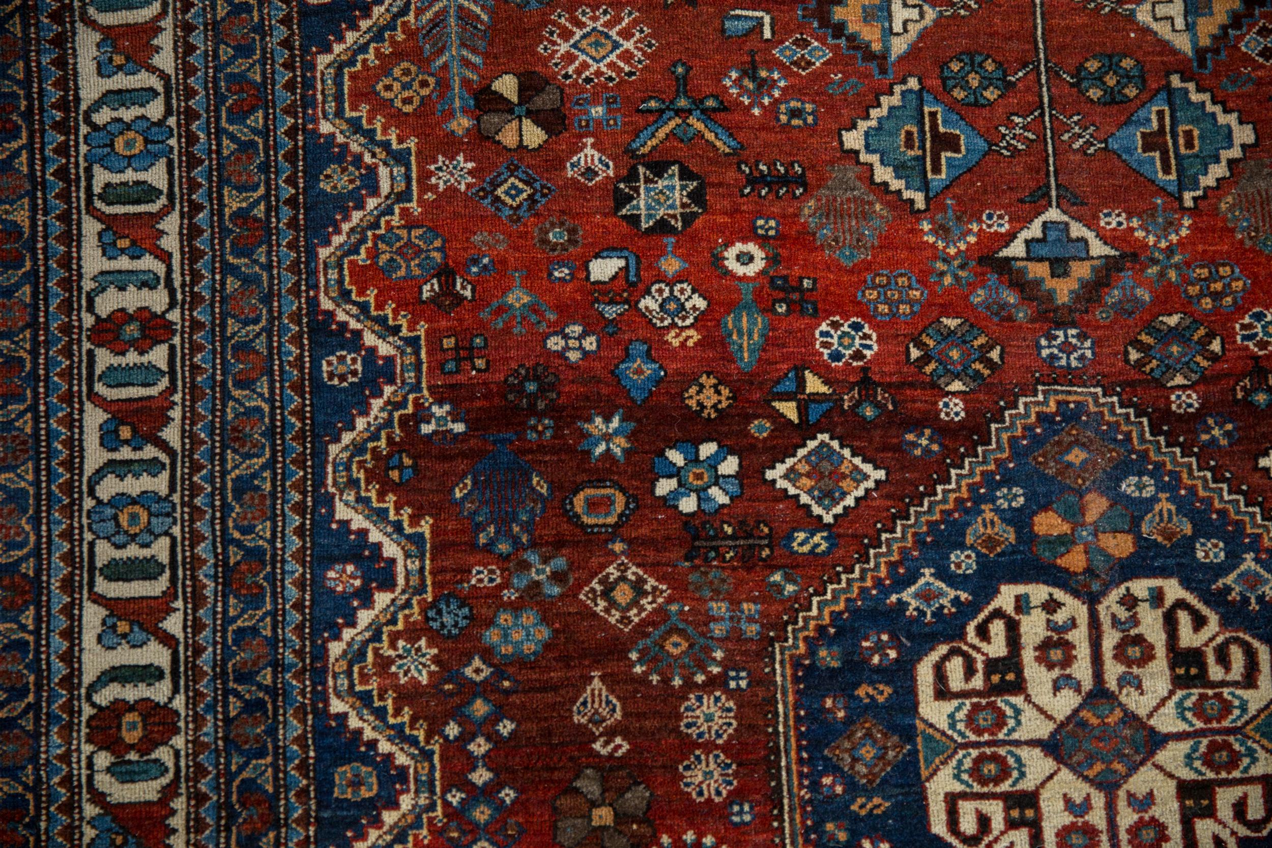 Feiner Vintage Abadeh-Teppich (Handgeknüpft) im Angebot