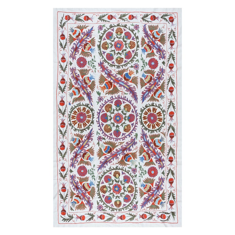 Tapis Mural Suzani Brodé Main - Vintage - Décoration Ethnique - Taille Twin