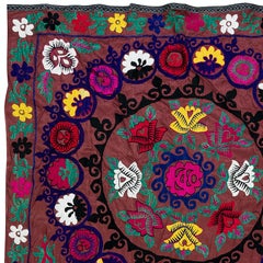 4,5x7,4 Fuß Seidenstickerei-Bettbezug, dunkelroter Grund, Wandbehang, Usbekistanischer Überwurf