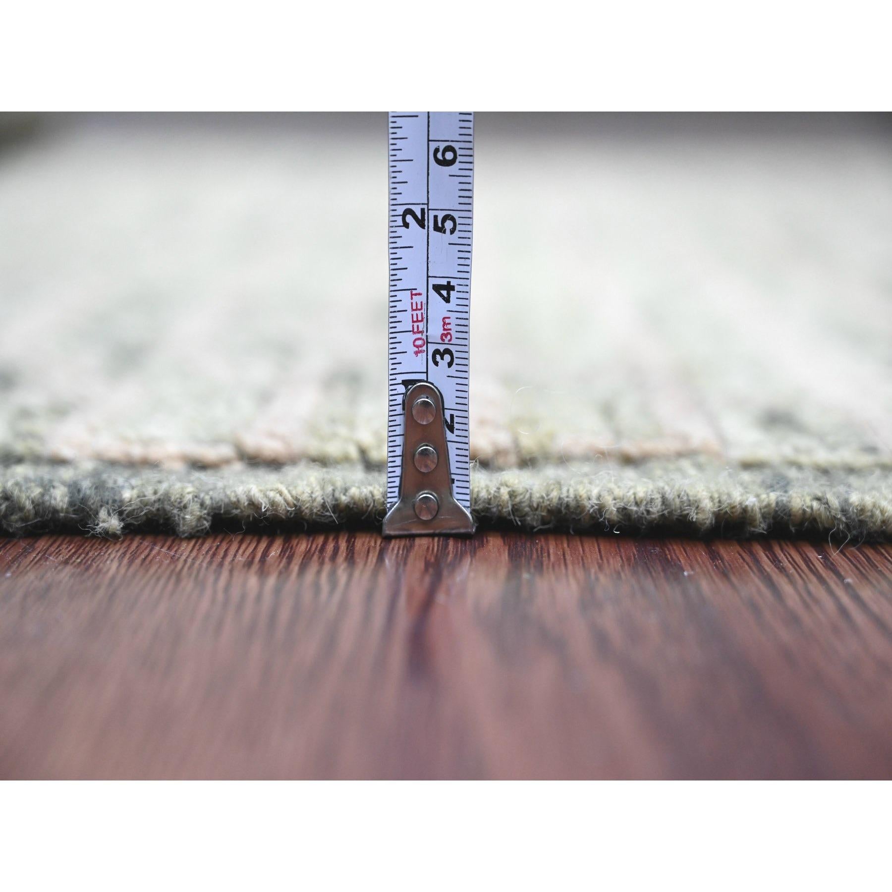 Noué à la main 4'5 