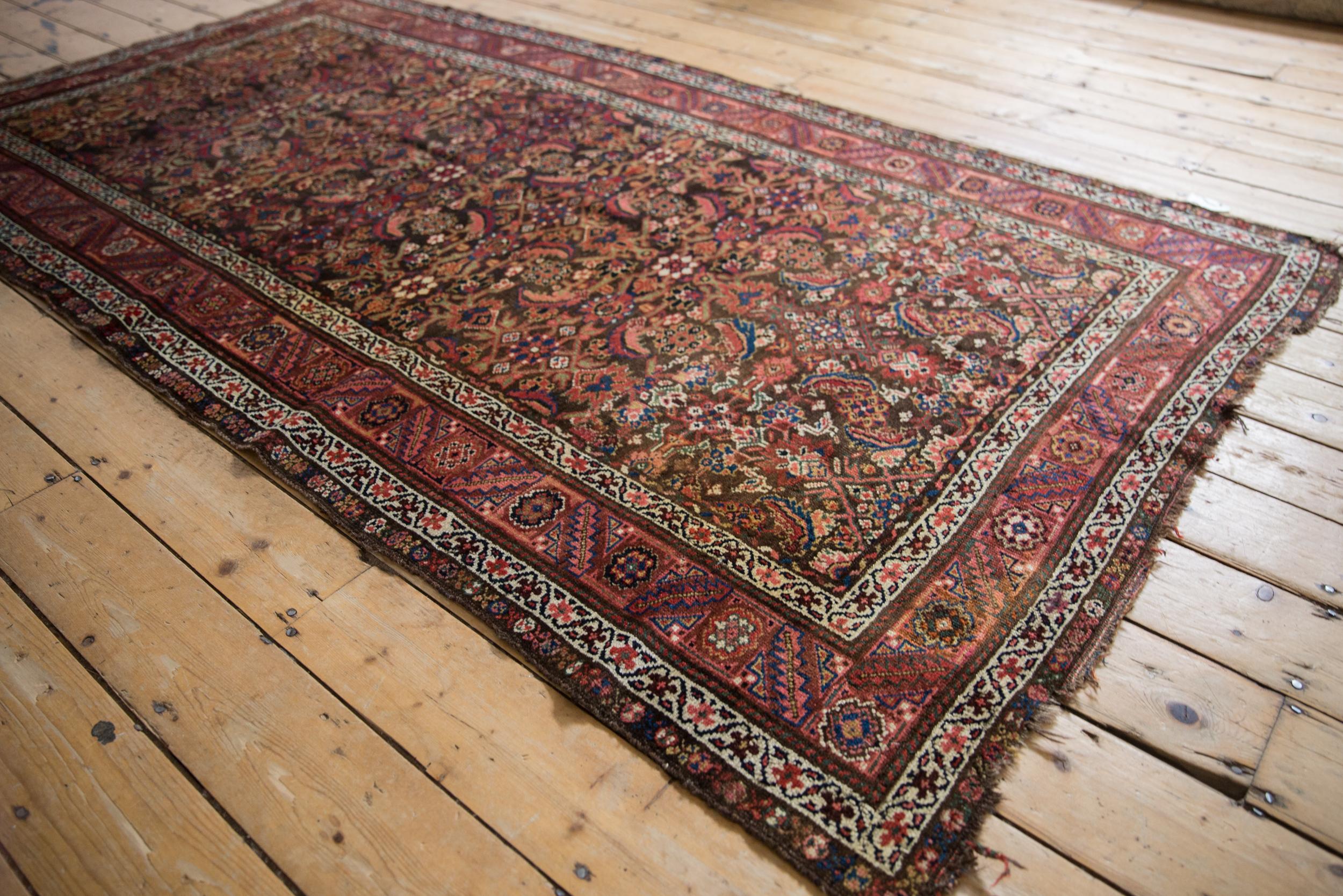Antique Fine Northwest Persian Rug In Good Condition In Katonah, NY