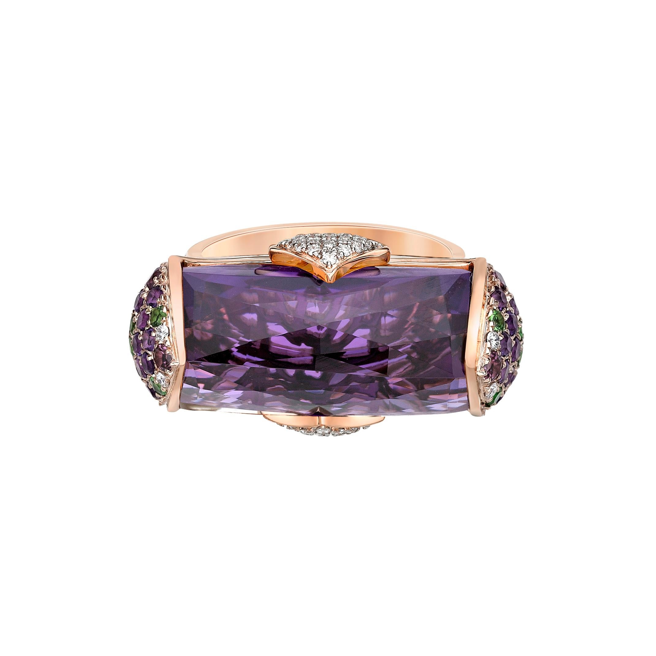 Contemporary 46 Carat Amethyst and Diamond Ring and Earring Set in 18 Karat Rose Gold For Sale