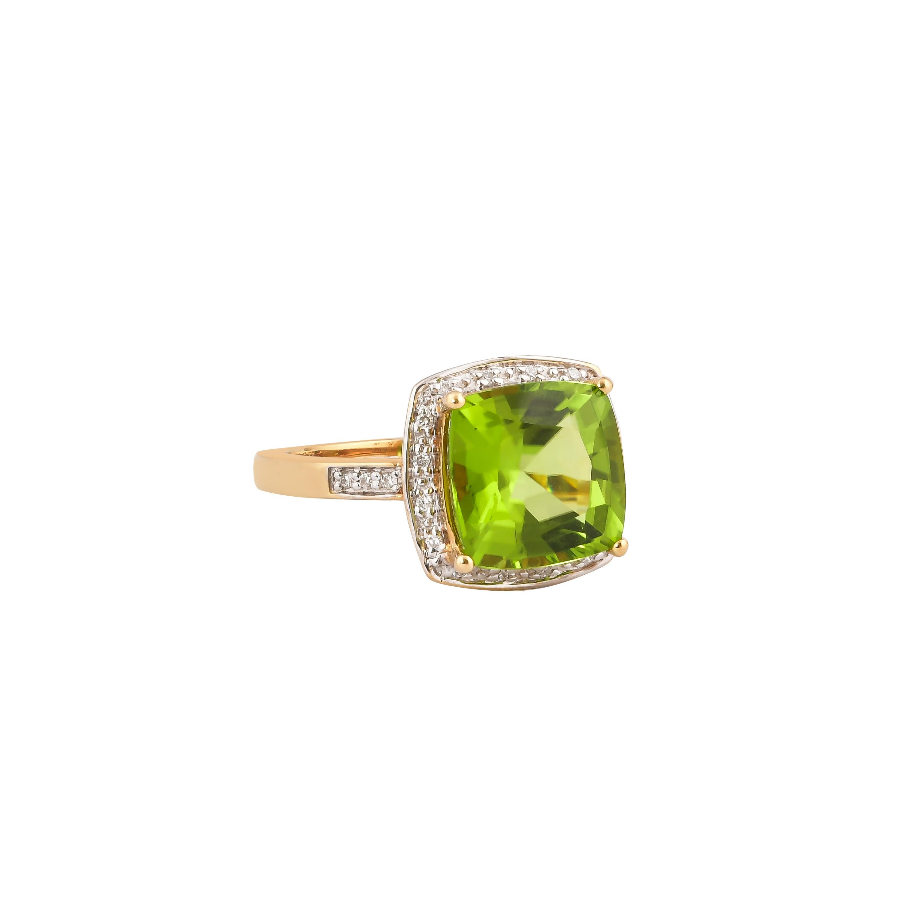 This collection features an array of pretty peridot rings! Accented with diamonds these rings are made in yellow gold and present a vibrant and fresh look. 

Classic peridot ring in 18K yellow gold with diamonds. 

Peridot: 4.600 carat cushion