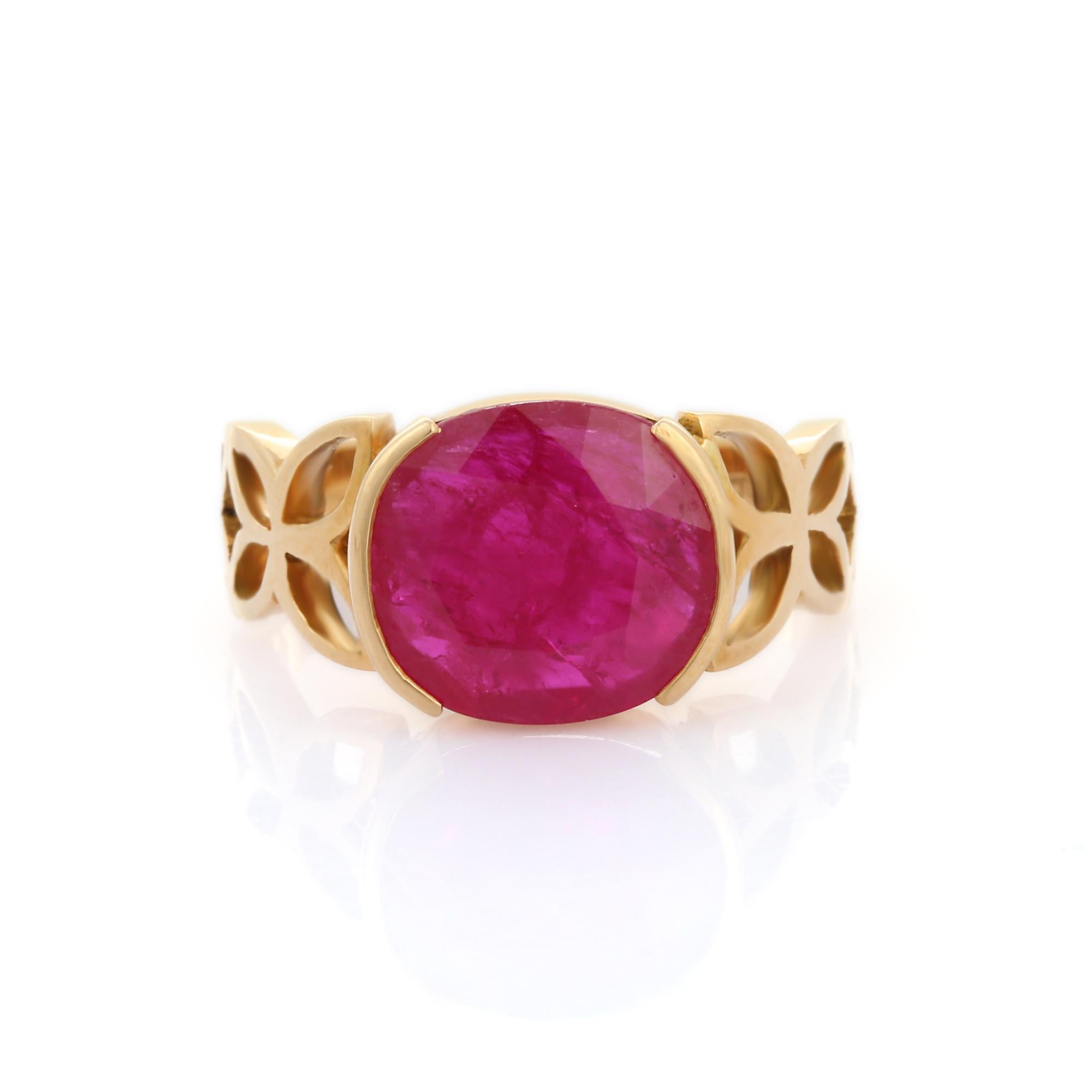 For Sale:  4.6 Carat Ruby Cocktail Ring with Engraving in 18K Solid Yellow Gold 7