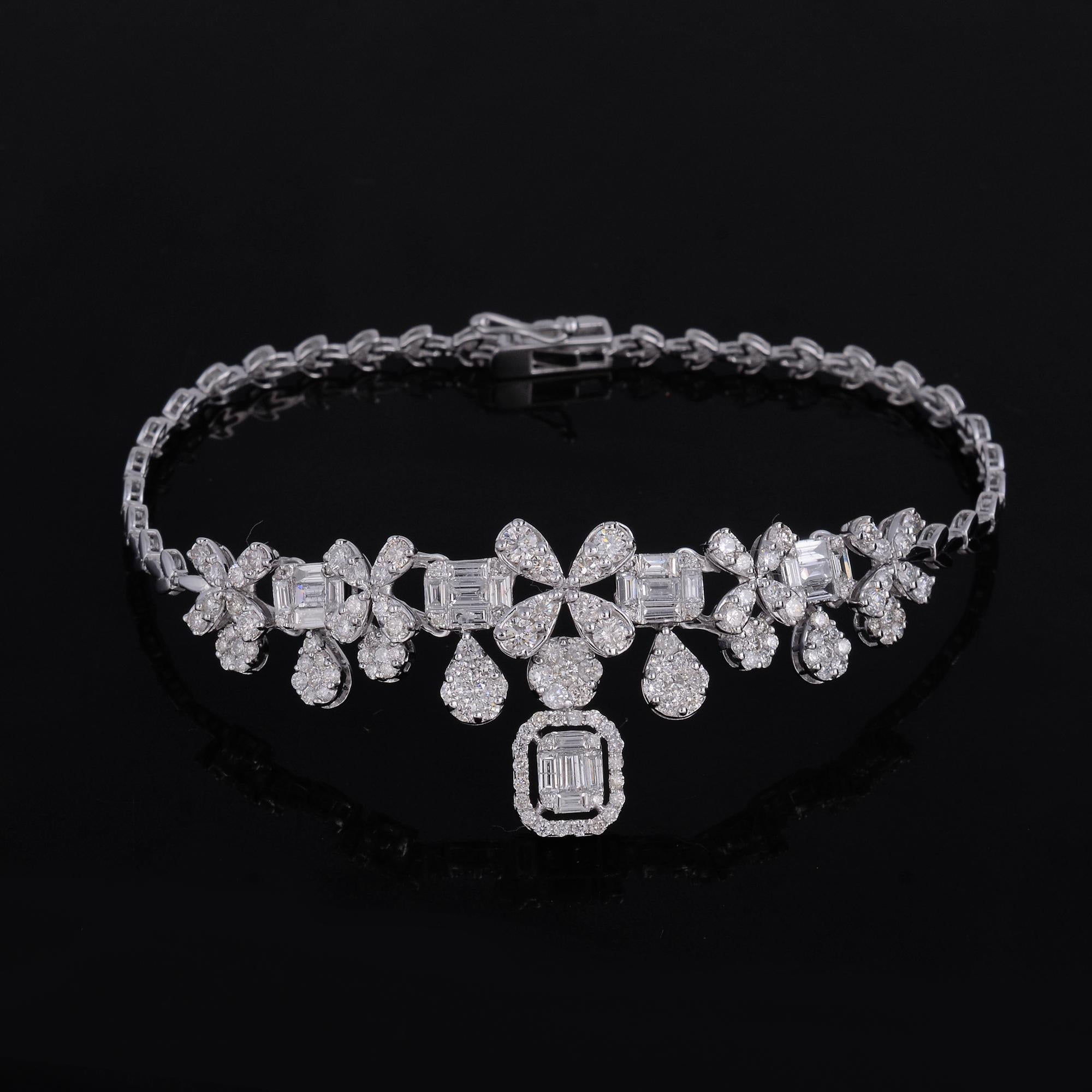 Modern 4.6 Carat SI Clarity HI Color Diamond Bracelet Solid 18 Karat White Gold Jewelry For Sale