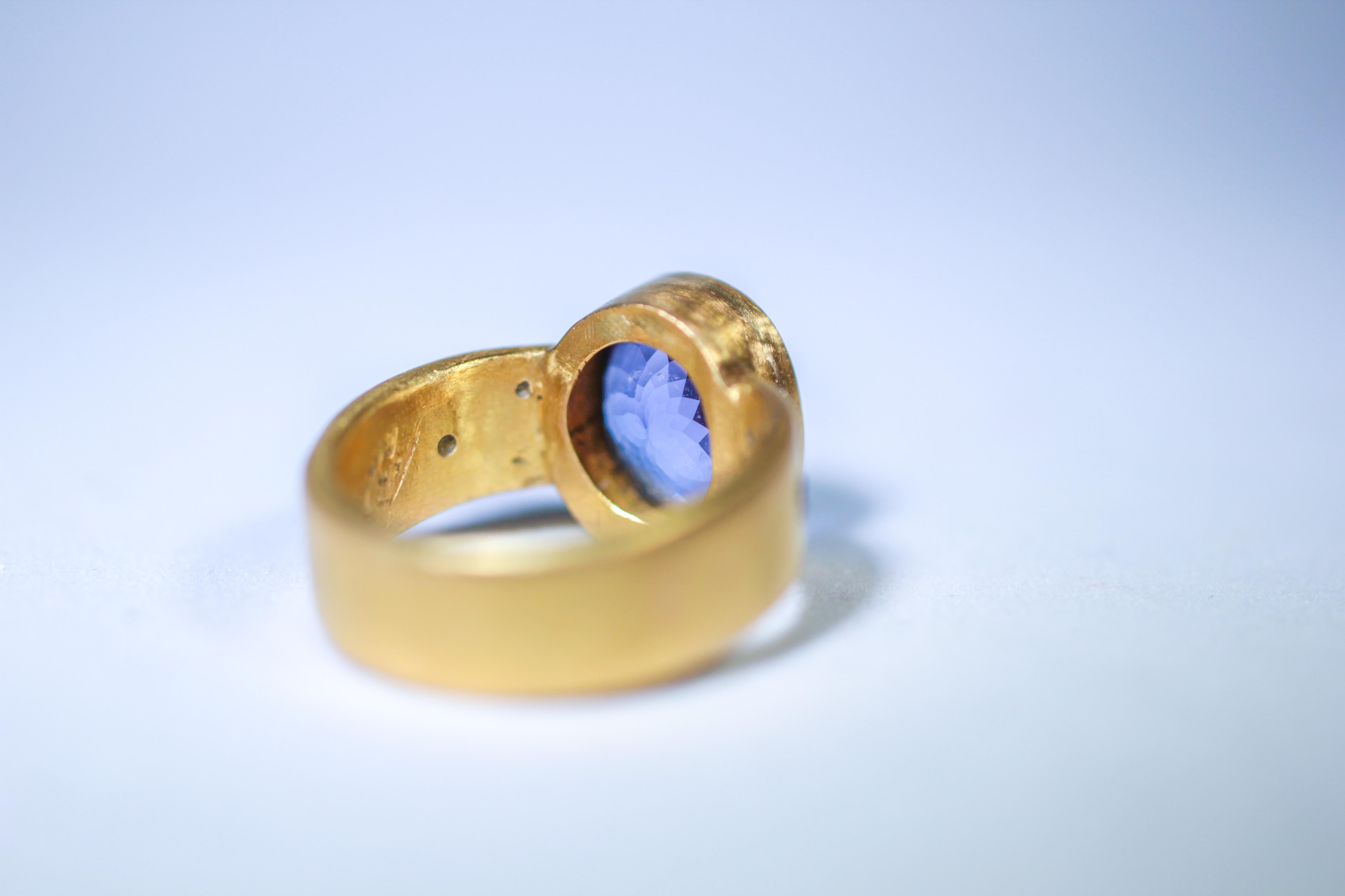 Bague de mariage en or 22K-21K faite à la main avec tanzanite solitaire jaune de 4,6 carats Neuf - En vente à New York, NY