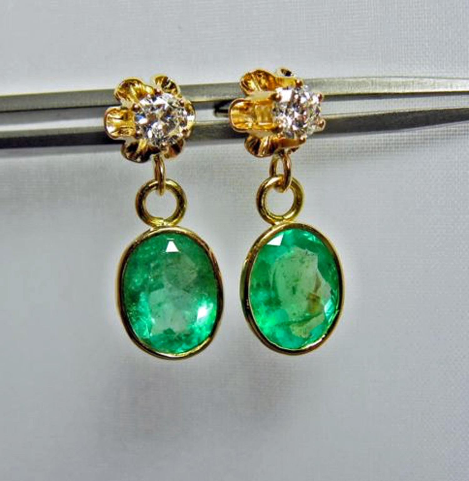 4.60 Carat Victorian Style Natural Colombian Emerald Diamond Drop Earrings 18K 2