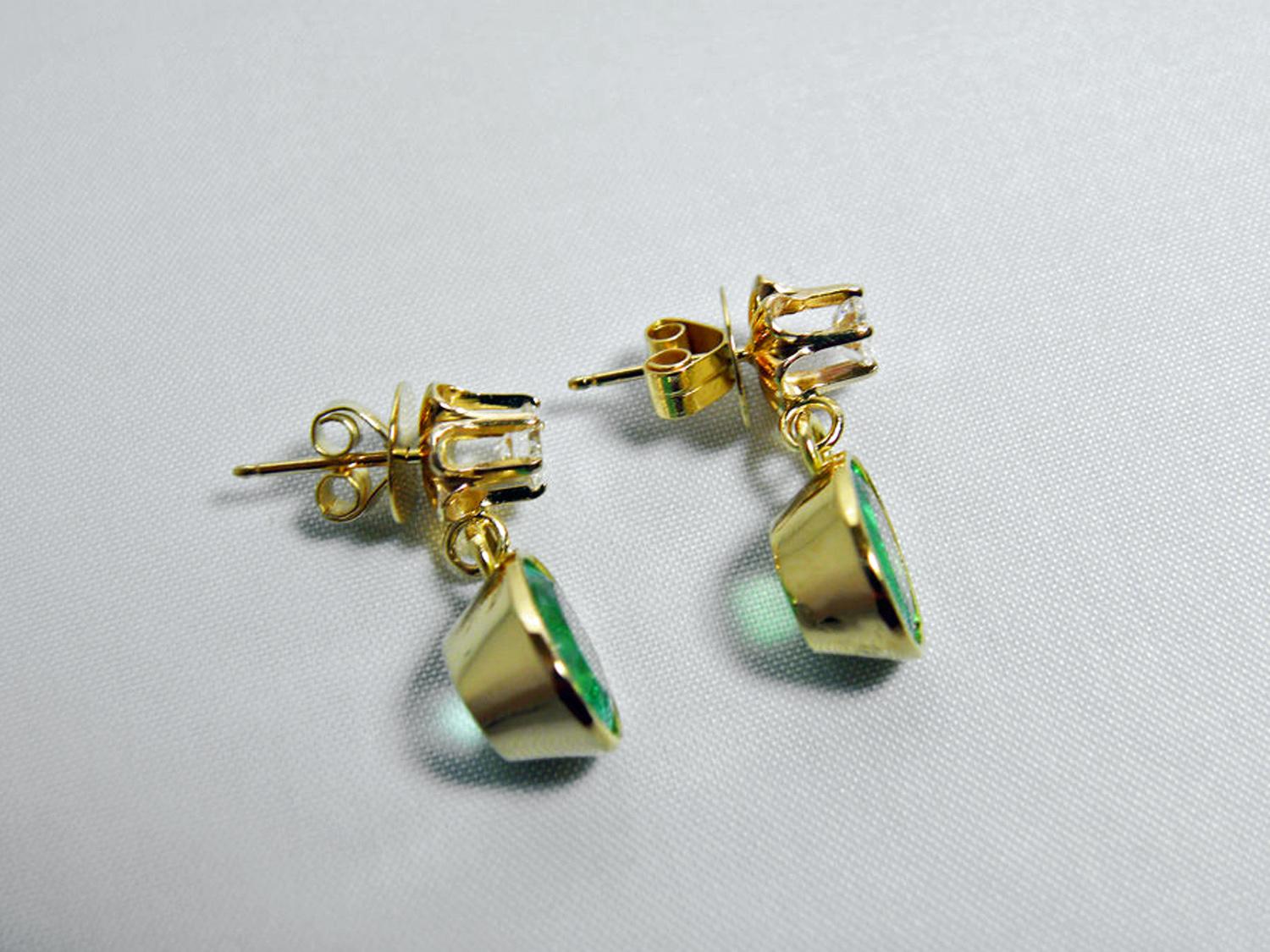 4.60 Carat Victorian Style Natural Colombian Emerald Diamond Drop Earrings 18K 3