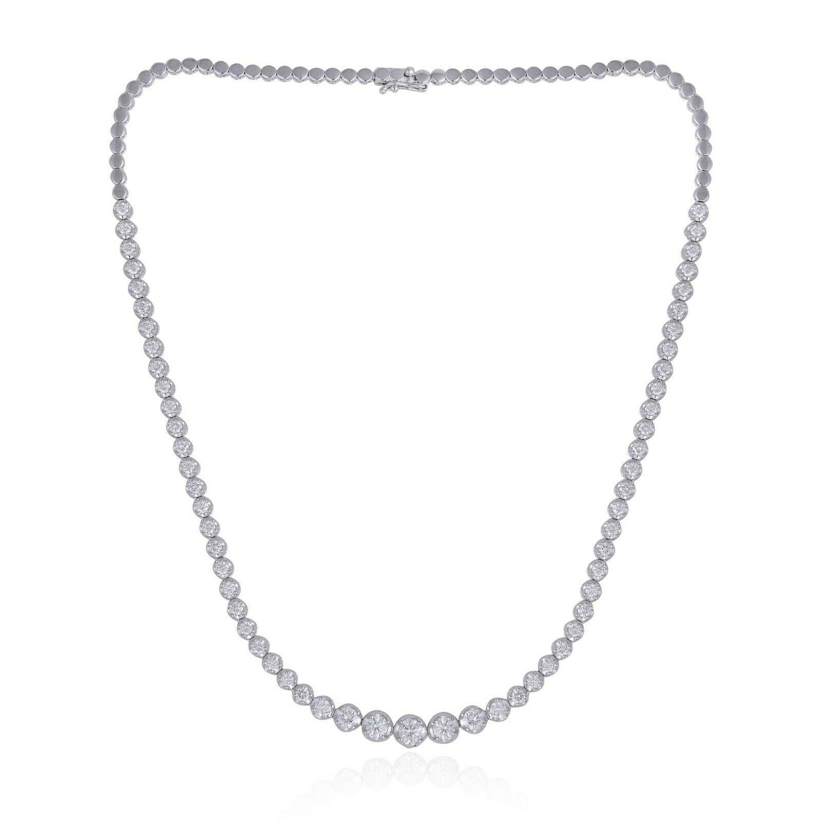 4.60 Carat Graduated Diamond 14 Karat White Gold Choker Necklace In New Condition For Sale In Hoffman Estate, IL