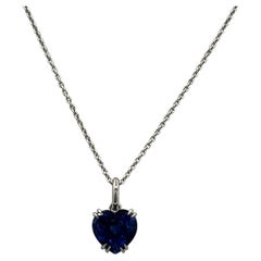 Collar con colgante de zafiro azul en forma de corazón de 4,60 quilates en oro blanco de 18 quilates
