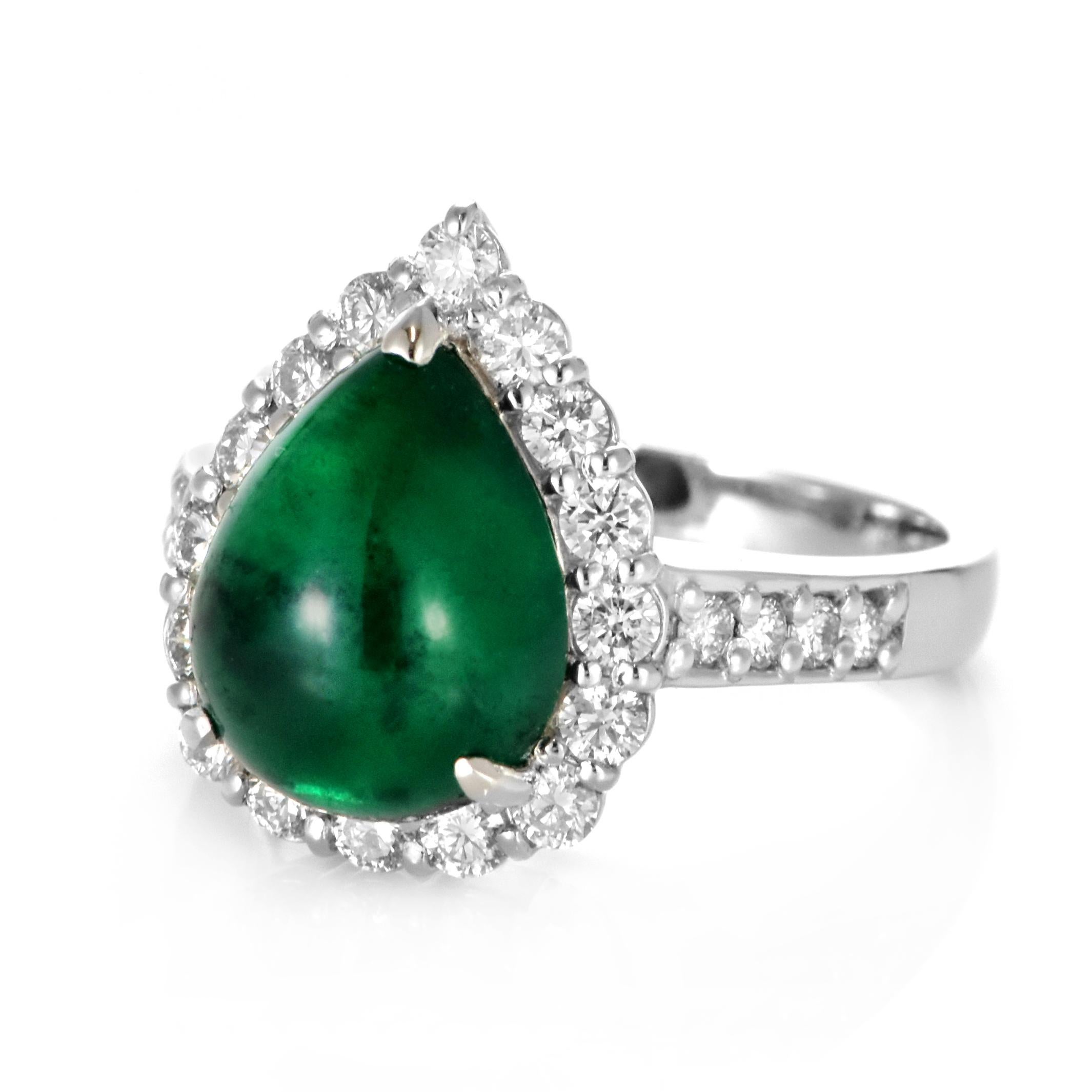 Modern 4.60 Carat Natural Emerald Cabochon and Diamond Halo Ring Made in Platinum For Sale
