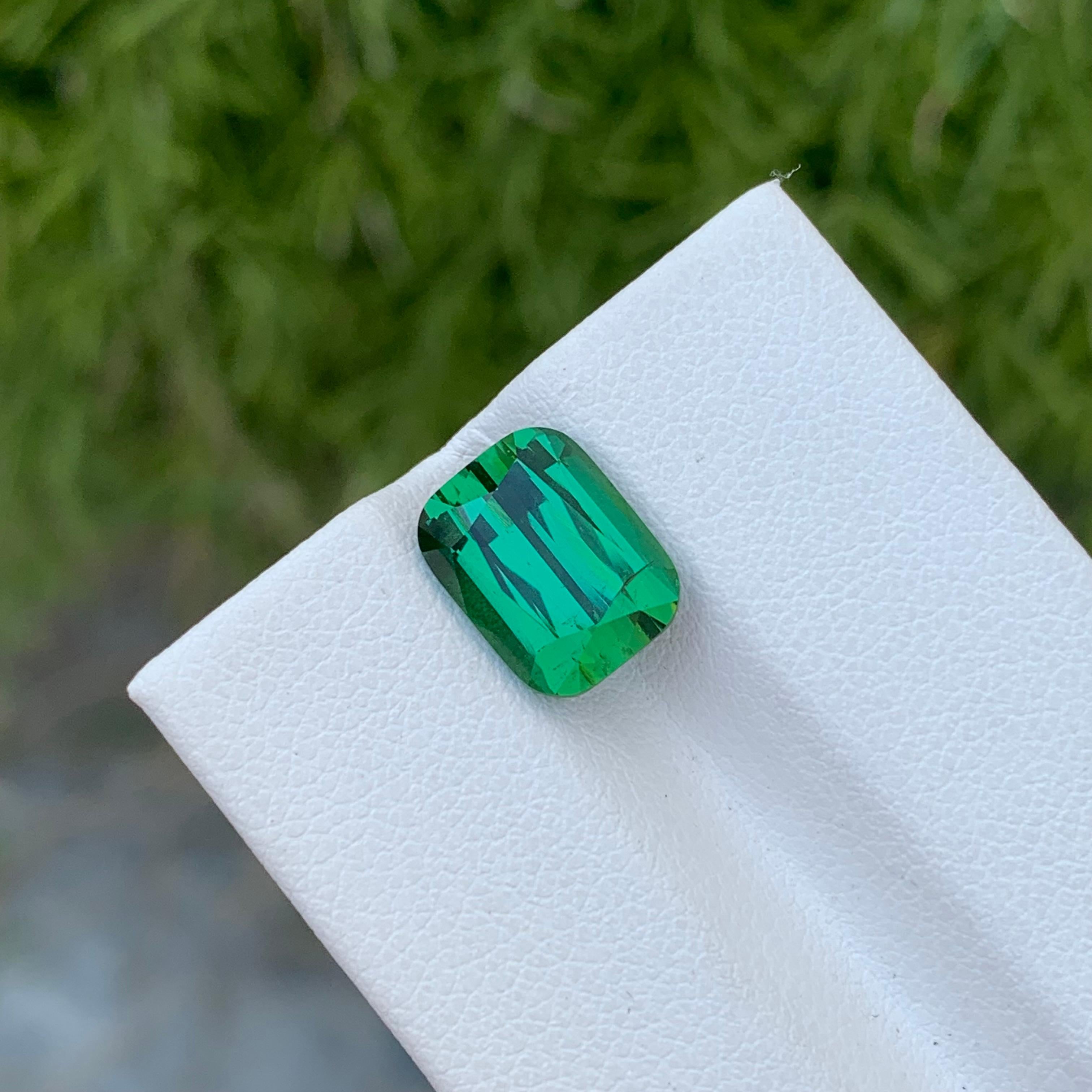 4.60 Carat Natural Loose Green Lagoon Tourmaline Cushion Shape Gem For Ring  In New Condition For Sale In Peshawar, PK