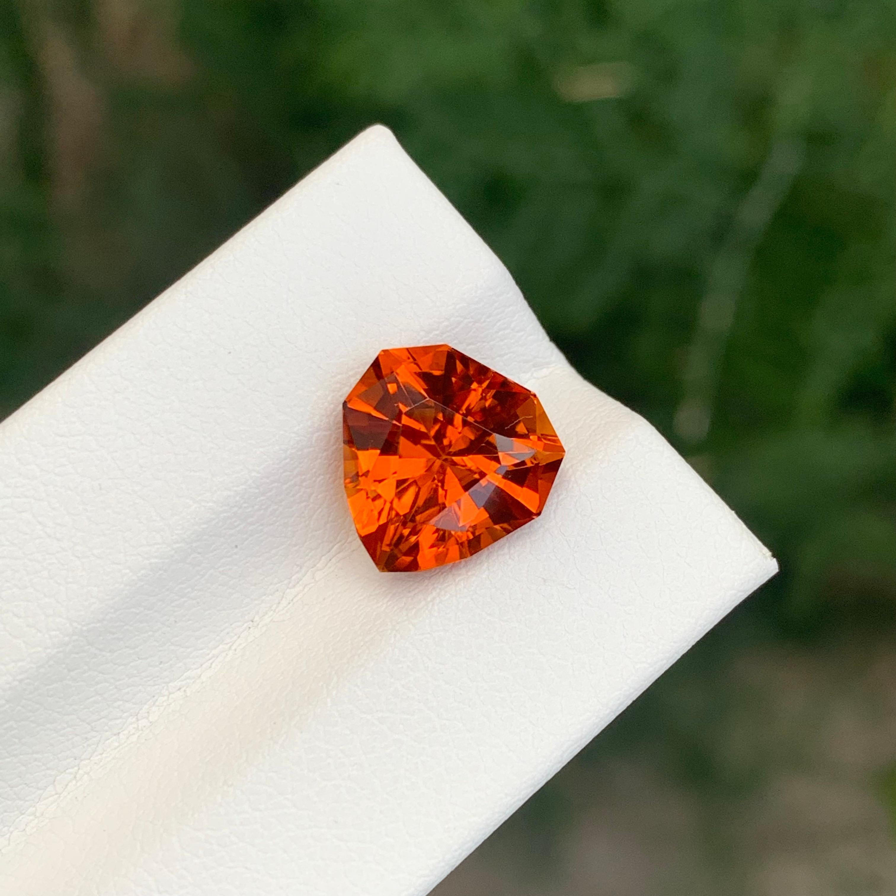 Pierre précieuse en forme de bouclier Madeira en citrine naturelle non sertie de 4,60 carats en vente 6