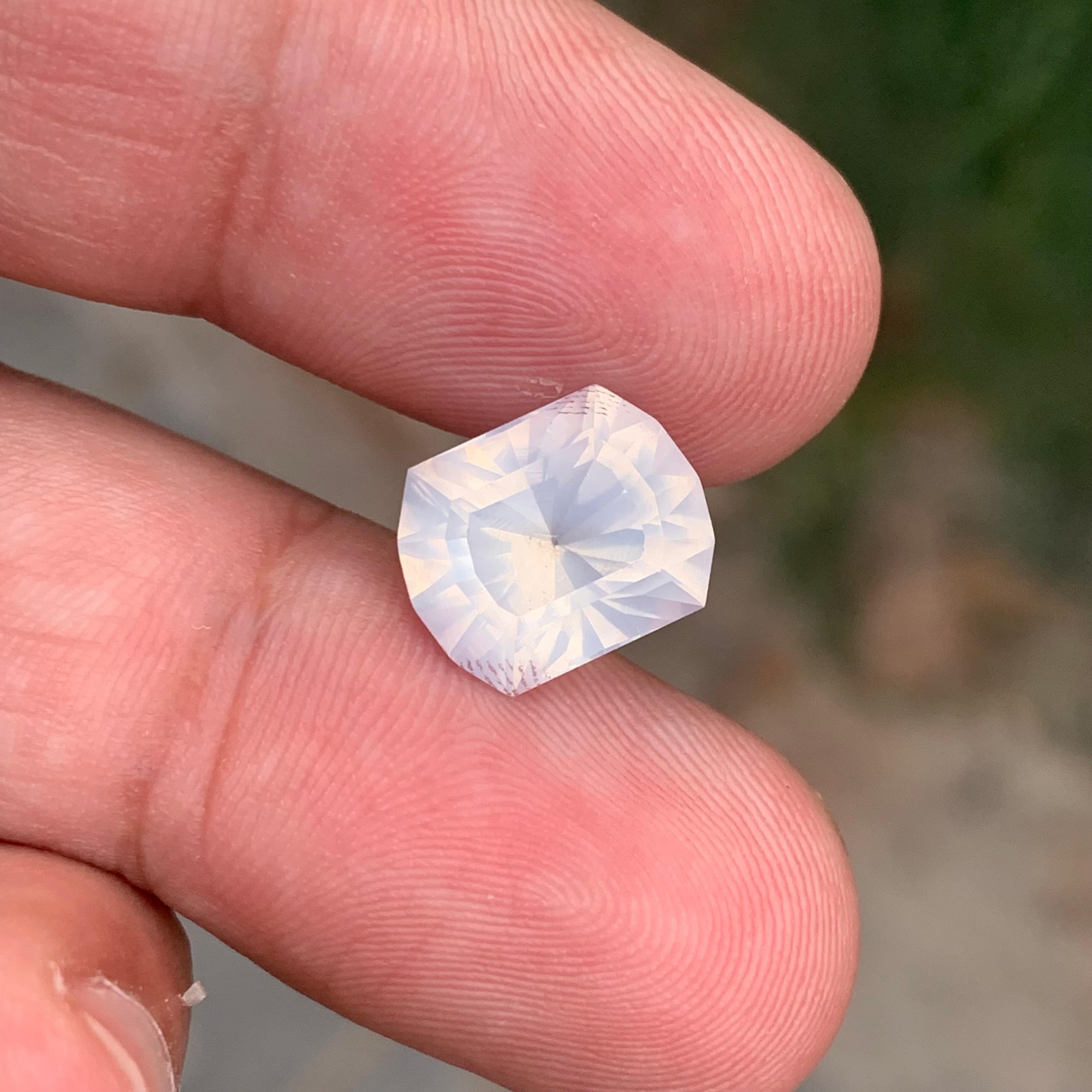 4.60 Carat Natural Loose Moonstone Emerald Shape Gem Neuf - En vente à Peshawar, PK